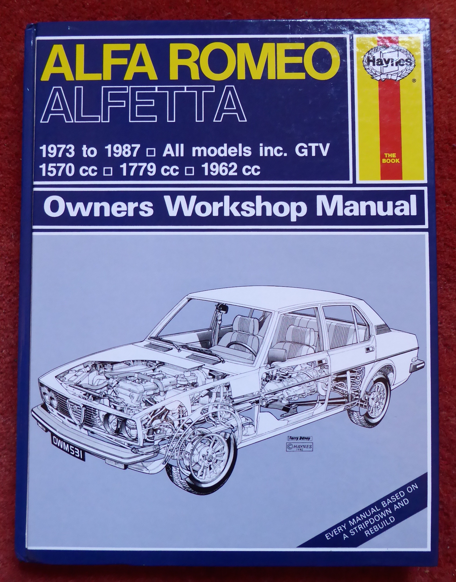 Alfa Romeo Alfetta Owners Workshop Manual (Service & Repair Manuals) - Strasman, Peter G.