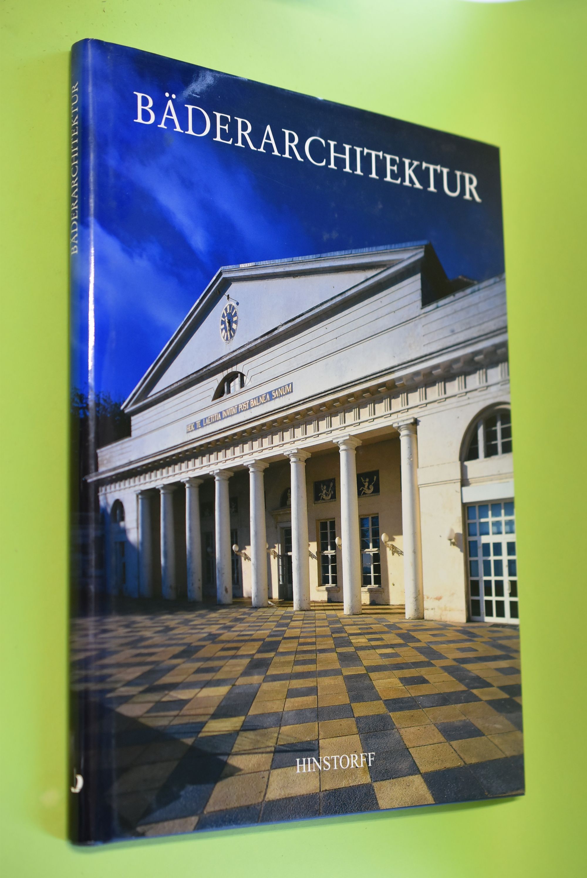 Bäderarchitektur. Text von Wilhelm Hüls. Fotos von Ulf Böttcher u.a. - Hüls, Wilhelm (Mitwirkender) und Ulf (Mitwirkender) Böttcher