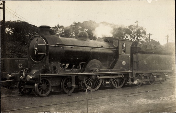 Foto Ansichtskarte / Postkarte Britische Eisenbahn, North British Railway NBR J Class No. 421, Dampflokomotive