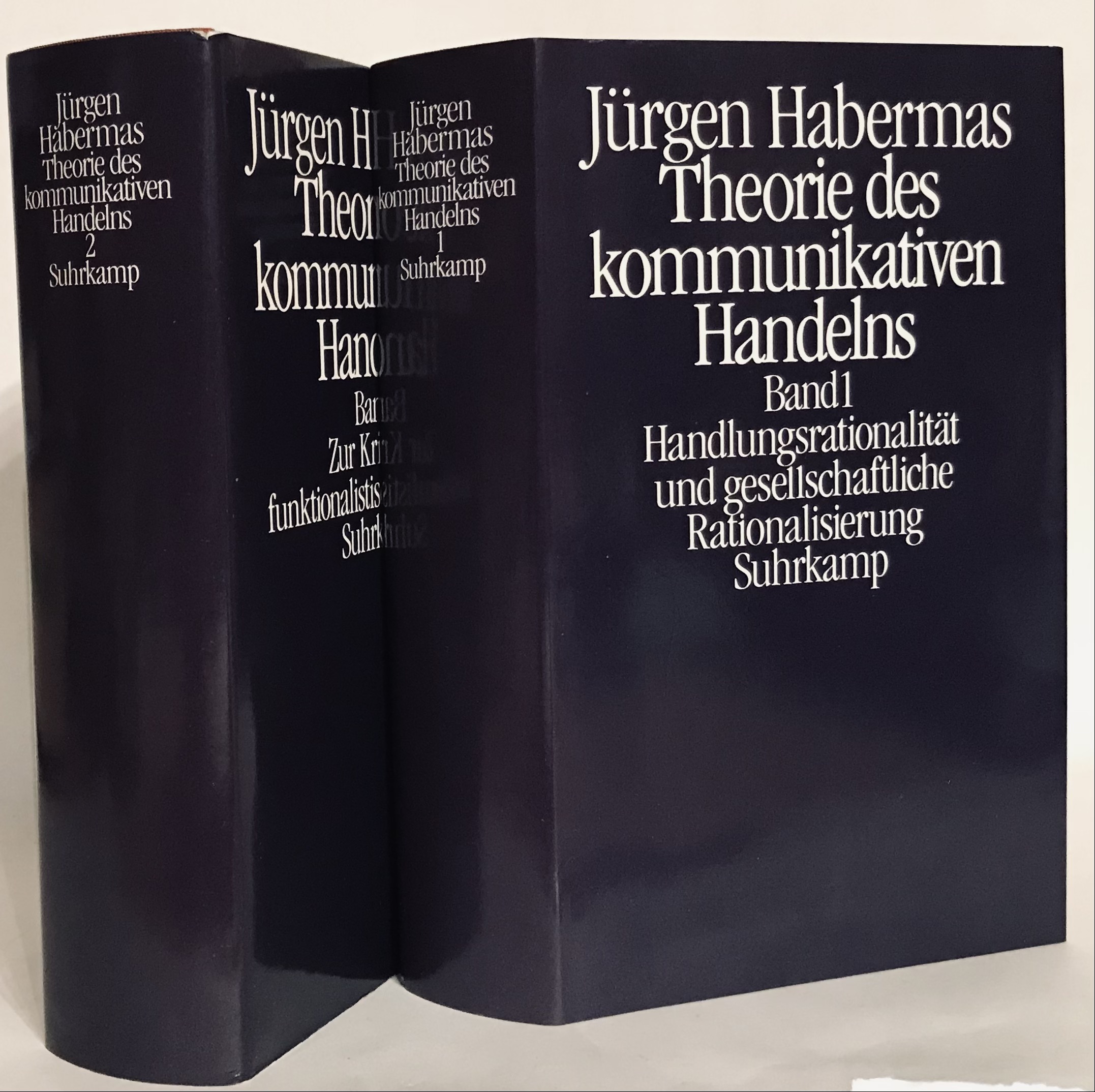 Theorie des kommunikativen Handelns. (2 Bände). Bd.1: Handlungsrationalität und gesellschaftliche Rationalisierung. Bd.2: Zur Kritik der funktionalistischen Vernunft. - Habermas, Jürgen