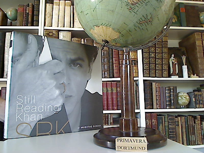 SRK. Still reading Khan. by Shiekh, Mushtaq:: Sehr gut (2006