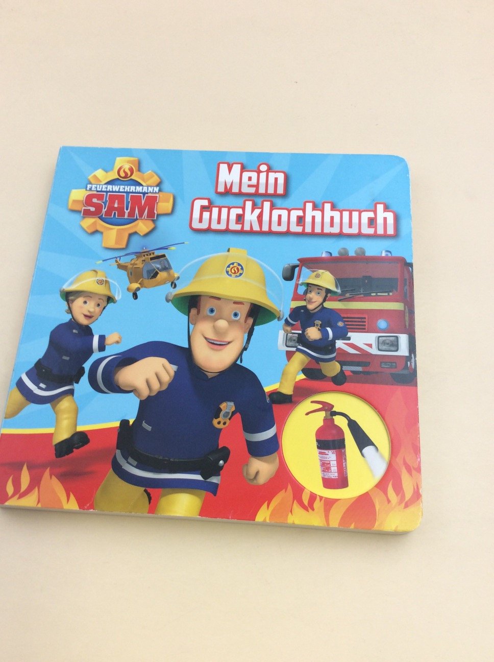 Feuerwehrmann Sam: Mein Gucklochbuch: Pappbilderbuch mit Gucklöchern