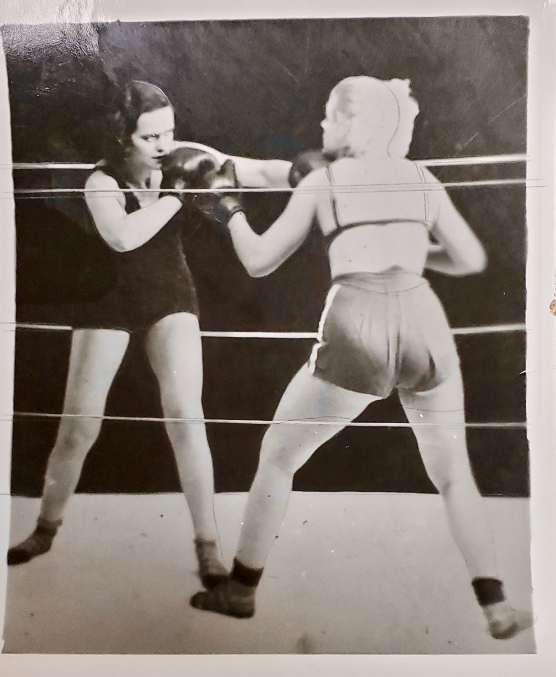 1920s Female Boxing