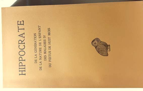 Tome XI : De la génération. De la nature de l'enfant. Des maladies IV. Du fœtus de huit mois Hippocrate [ ] [Couverture souple]