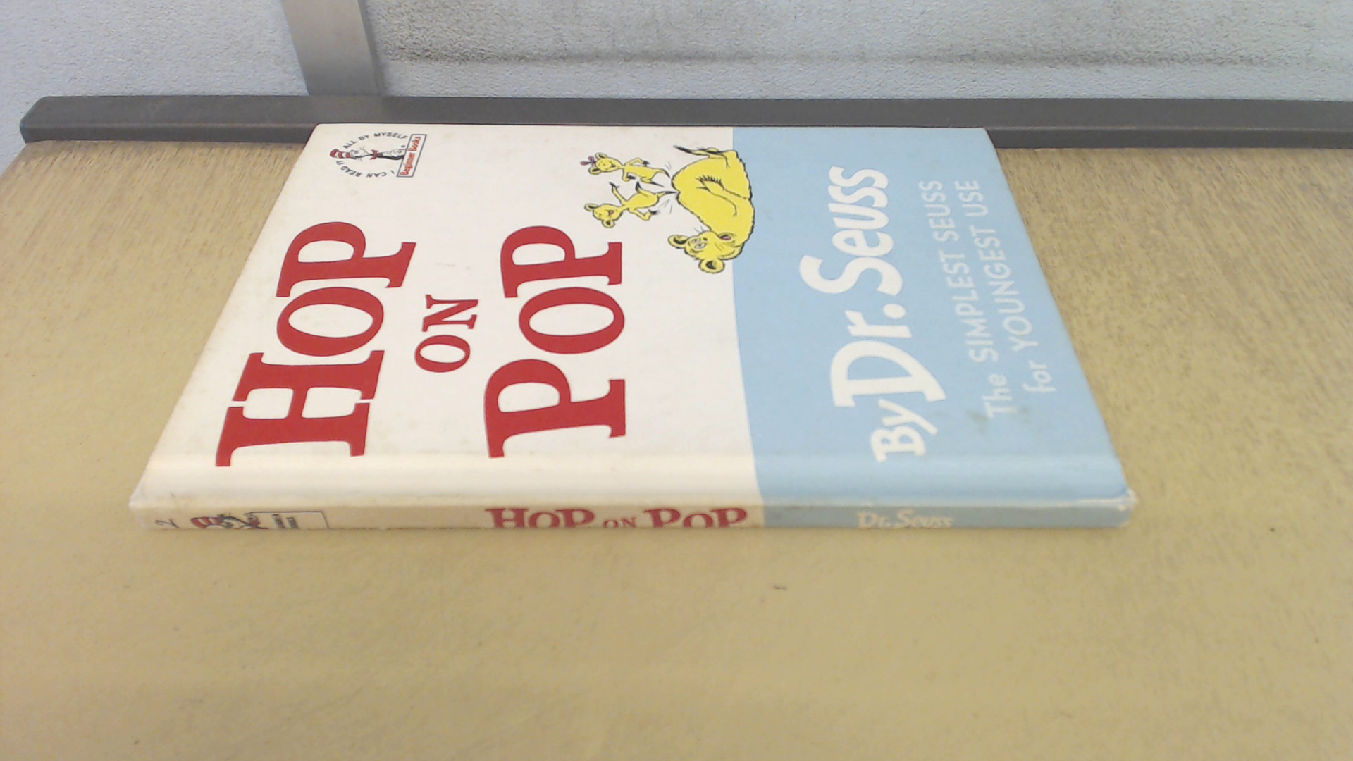 Hop On Pop - Dr Seuss