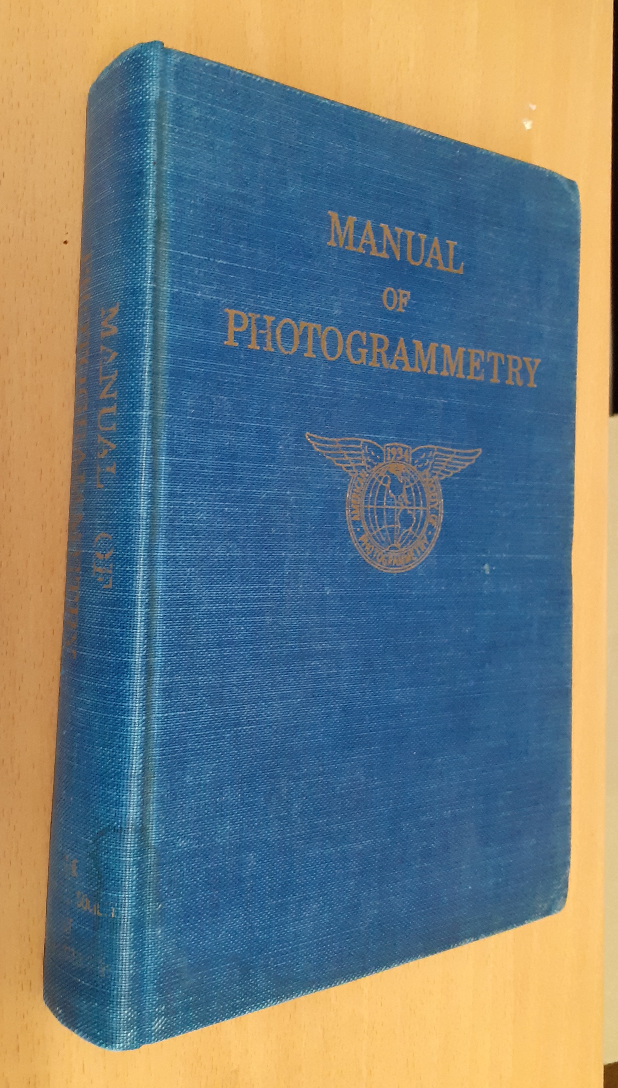 Manual of Photogrammetry, 2nd edition American Society of Photogrammetry [Very Good] [Hardcover]
