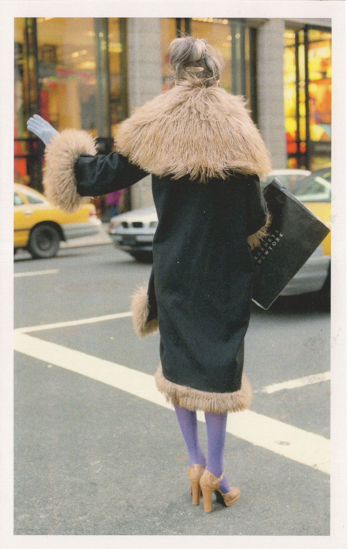 Posh Lady Shopping In New York USA Barneys Designer Clothes Bag best-shopping-apps-cellularnews