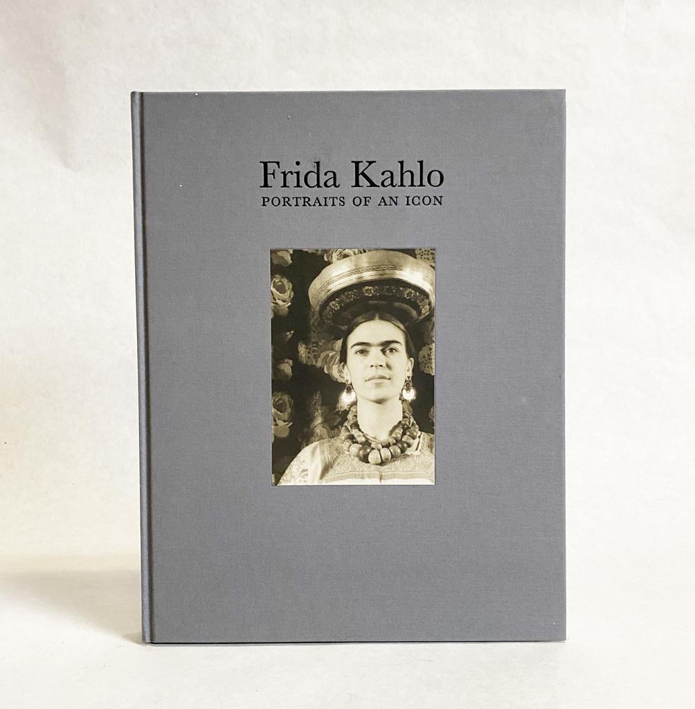 Frida Kahlo: Portraits of an Icon - Hooks, Margaret