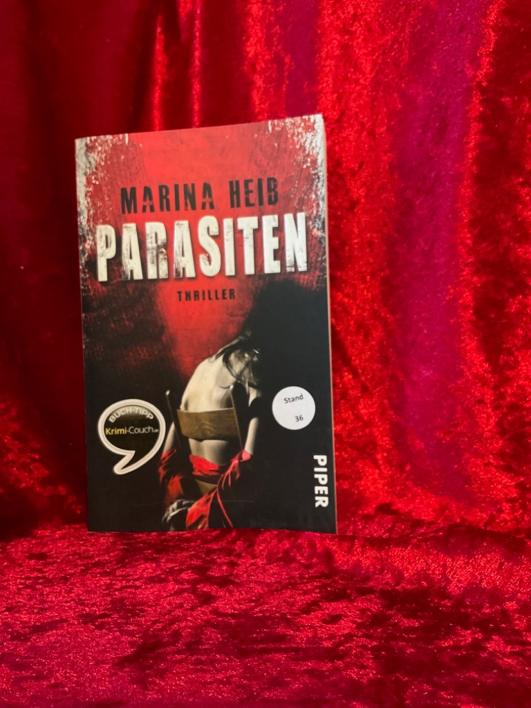 Parasiten : Thriller. Piper ; 7300 - Heib, Marina