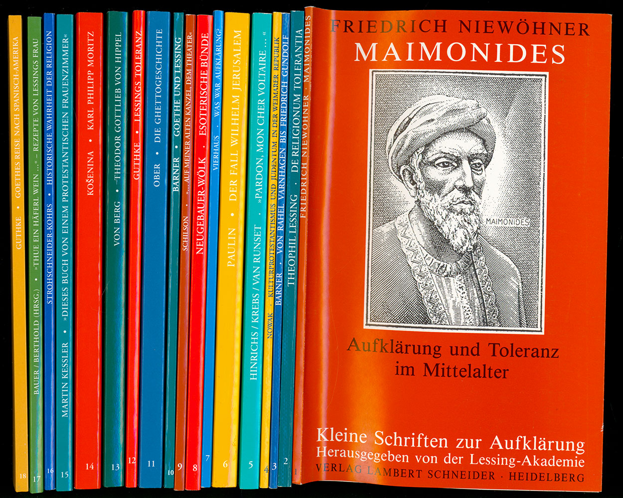 Kleine Schriften zur Aufklärung. 18 Bände (komplett). Band 1: Niewöhner, Friedrich, Maimonides. Band 2: Lessing, Theodor, De Religionum Tolerantia. Band 3: Barner, Wilfried, Von Rahel Varnhagen bis Friedrich Gundolf. Band 4: Nowak, Kurt, Kulturprotestantismus und Judentum in der Weimarer Republik. Band 5: Hinrichs, Ernst; Krebs, Roland; Runset, Ute van, Pardon, mon cher Voltaire. Band 6: Paulin, Roger, Der Fall Wilhelm Jersusalem. Band 7: Vierhaus, Rudolf, Was war Aufklärung?. Band 8: Neugebauer-Wölk, Monika, Esoterische Bünde und Bürgerliche Gesellschaft. Band 9: Schilson, Arno, Auf meiner alten Kanzel, dem Theater. Band 10: Barner, Wilfried, Goethe und Lessing. Band 11: Ober, Kenneth H., Die Ghettogeschichte. Band 12: Guthke, Karl S., Lessings Horizonte. Band 13: Berg, Urte von, Theodor Gottlieb von Hippel. Band 14: Kosenina, Alexander, Karl Philipp Moritz. Band 15: Kessler, Martin, Dieses Buch von einem protestantischen Frauenzimmer. Band 16: Strohschneider-Kohrs, Ingrid, Historisch - Niewöhner, Friedrich und Andere