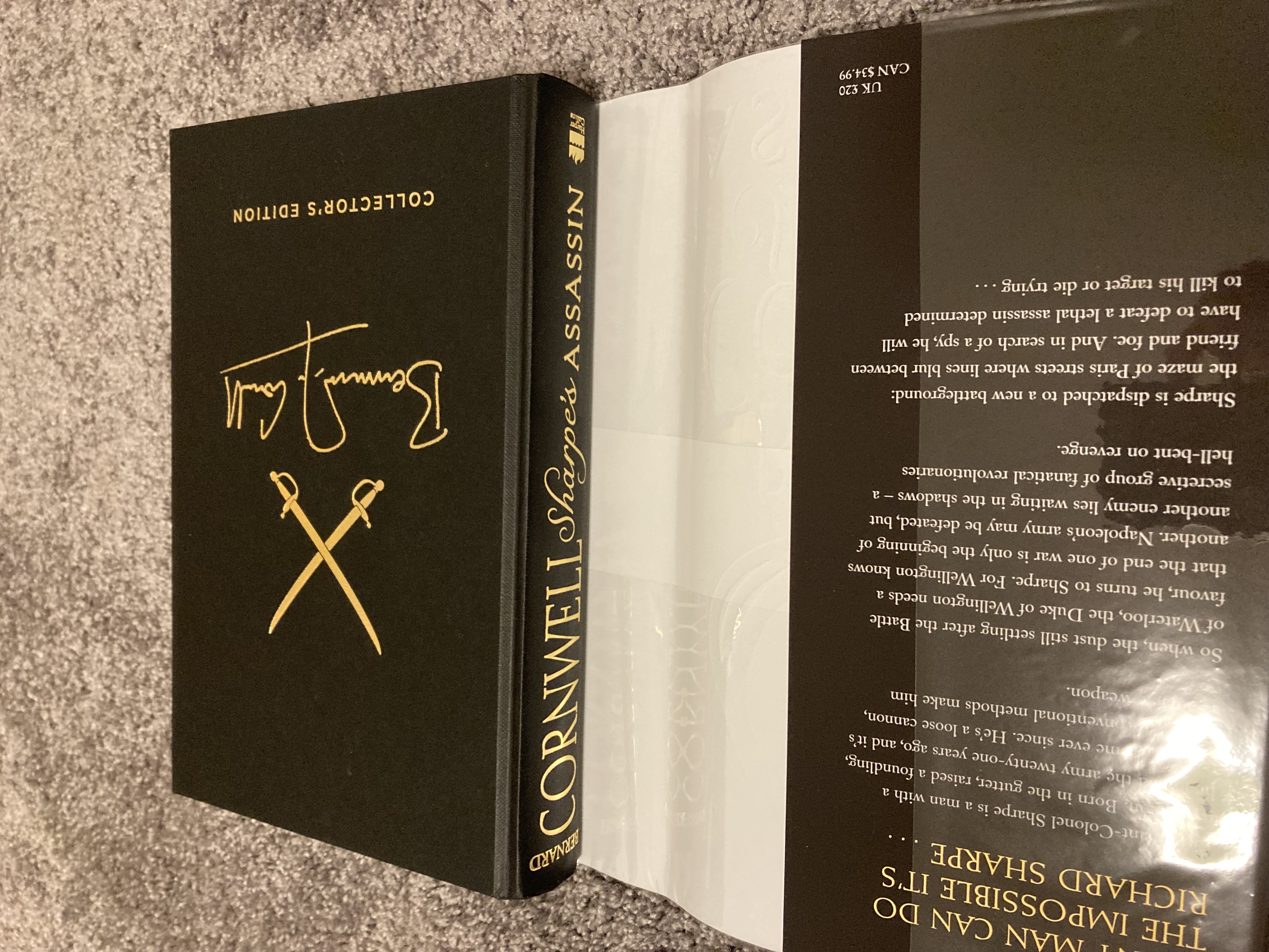 for　Edition,　SHORT　HARDCOVER　Books　1st　Hardcover　by　UK　Collectors　EXCLUSIVE　EDITION　SIGNED　by　Signed　(2021)　BONUS　STORY　FIRST　WITH　New　Author(s)　Bernard　ASSASSIN:　SHARPE'S　Cornwell: