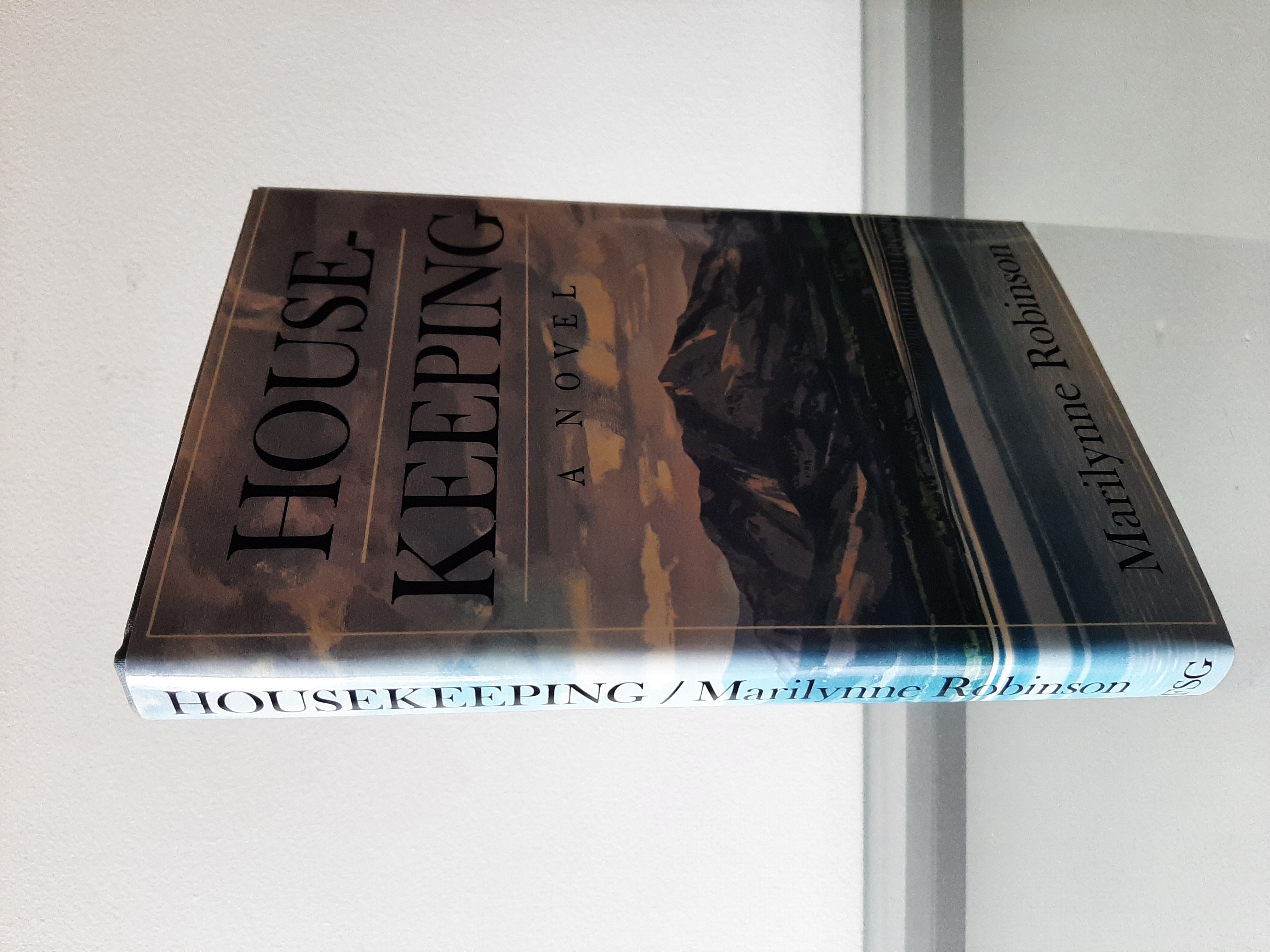Housekeeping Marilynne Robinson [Fine] [Hardcover]
