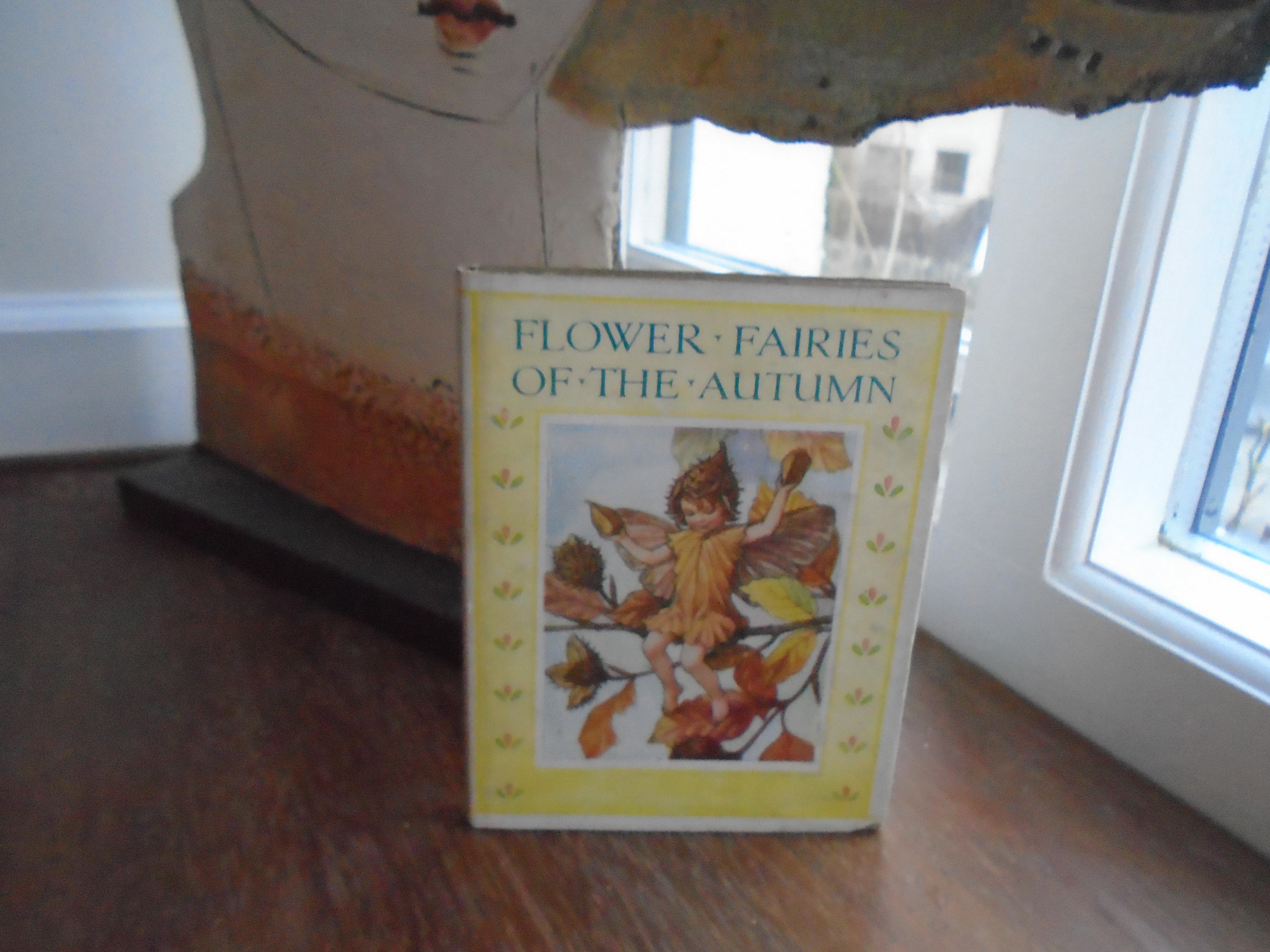 Flower Fairies Of The Autumn Cicely Mary Barker [Near Fine] [Hardcover]