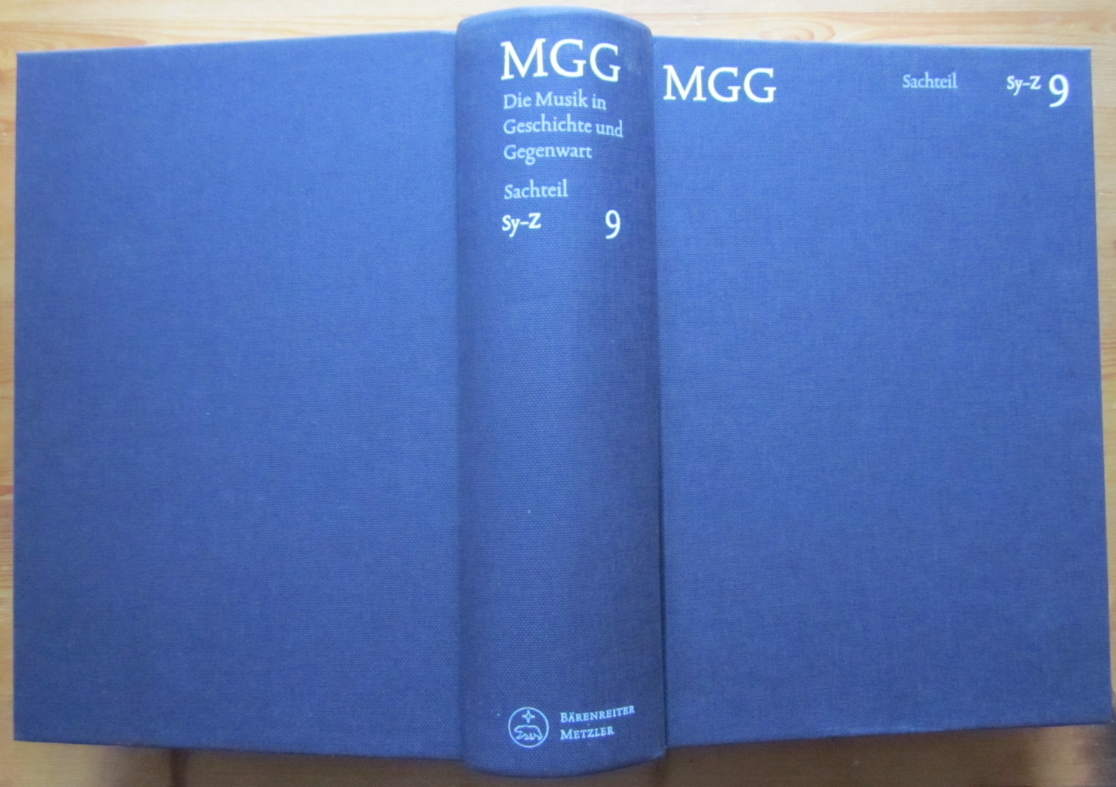 Die Musik in Geschichte und Geggenwart MGG. Allgemeine Enzyklopädie der Musik begründet von Friedrich Blume. Hier nur Sachteil Band 9 (Sy-Z). Mit Beilage: Errata für die Bände 1 bis 8. - Finscher, Ludwig (Herausgeber)