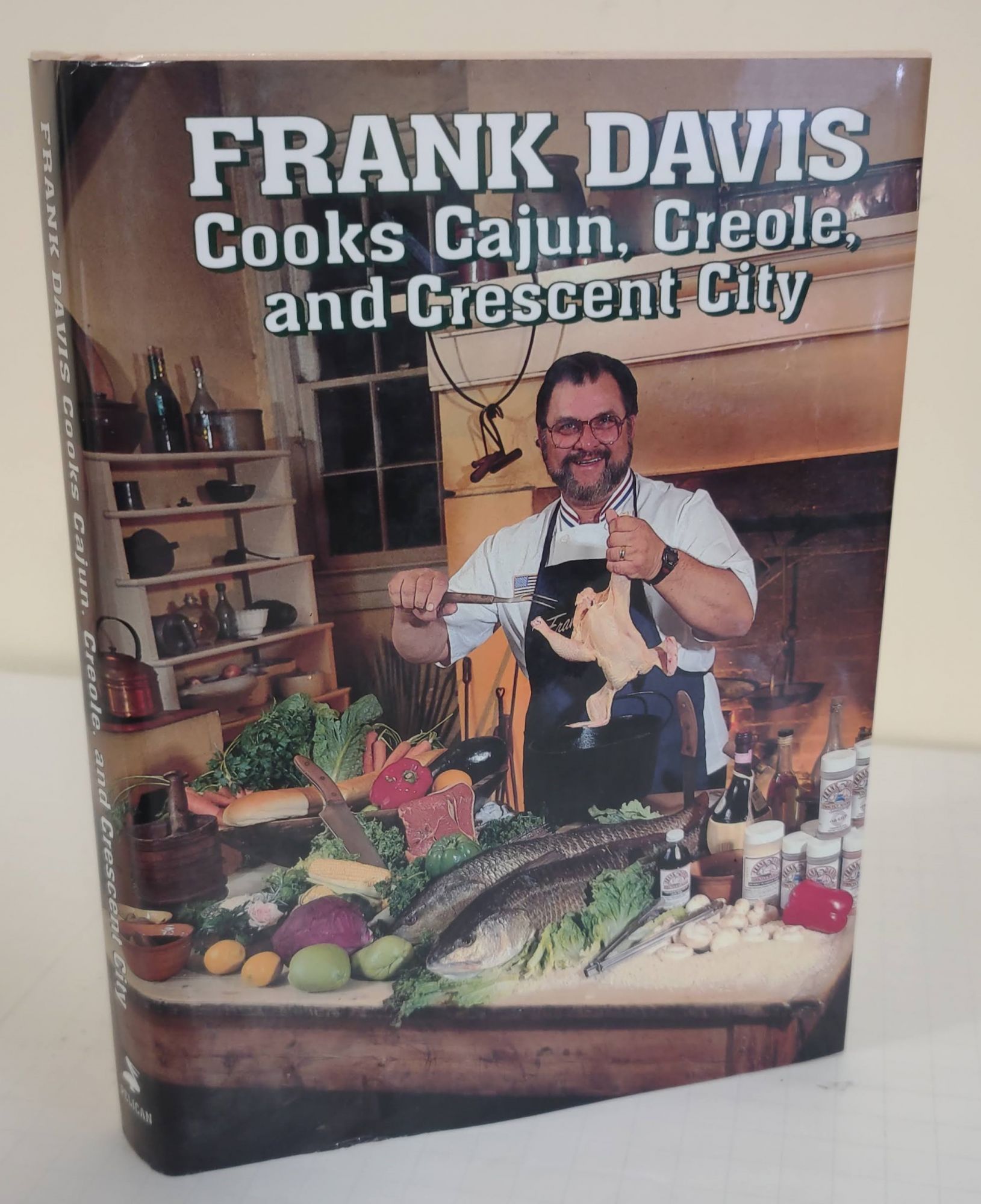Frank Davis Cooks Cajun, Creole, and Crescent City - Davis, Frank