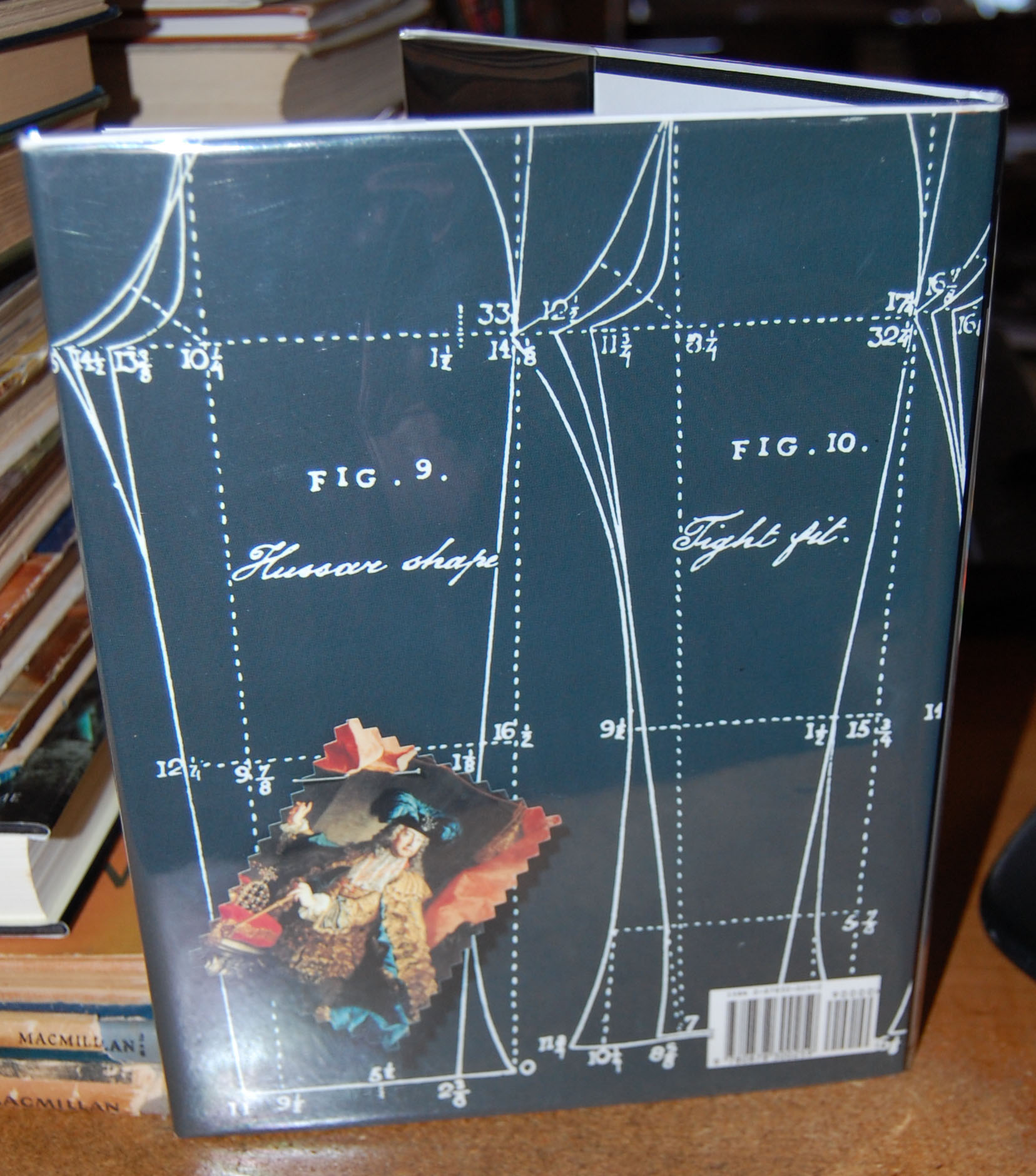 The Cut of Men's Clothes: 1600-1900 by Waugh, Norah: Very