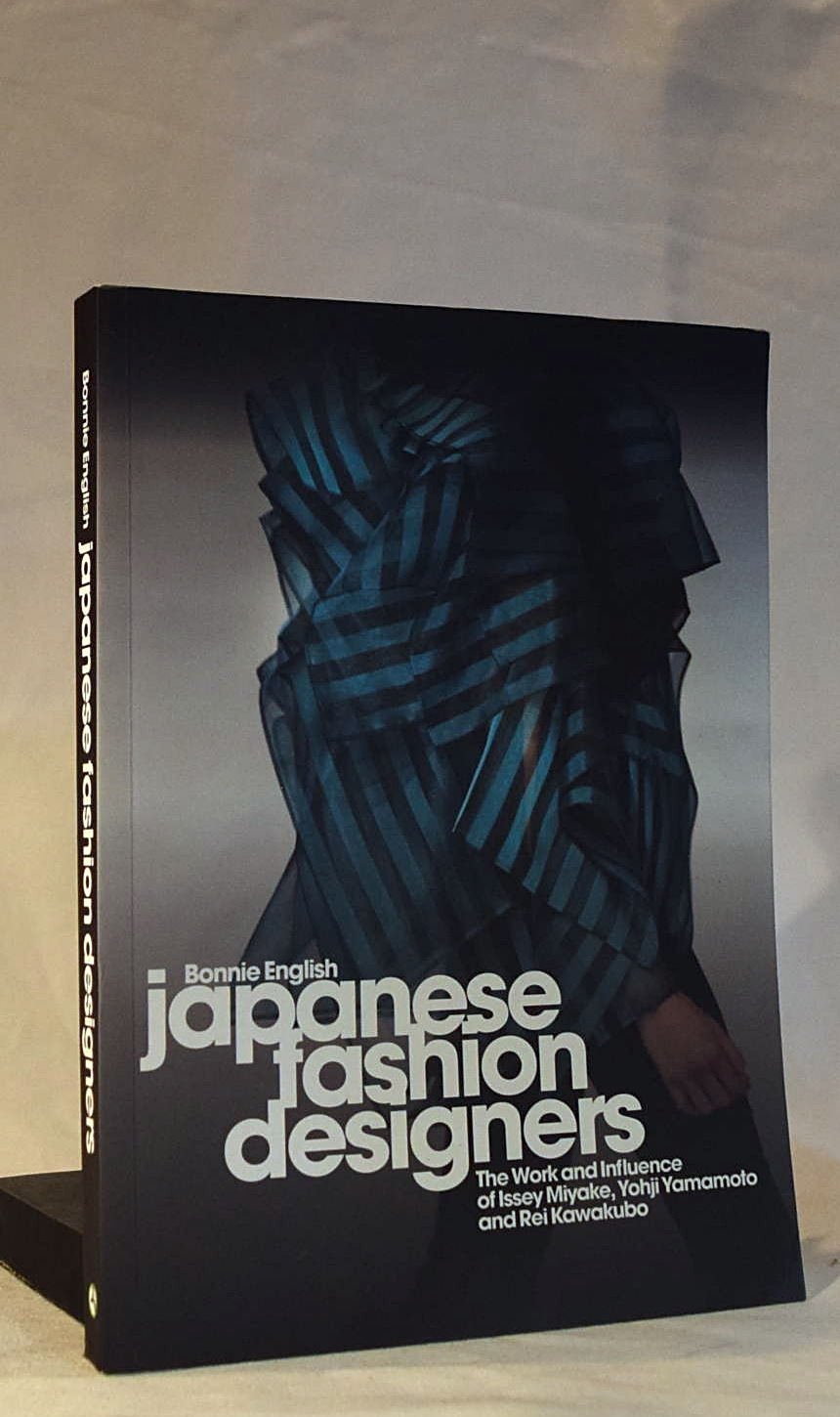 Japanese Fashion Designers The Work And Influence Of Issey Miyake
