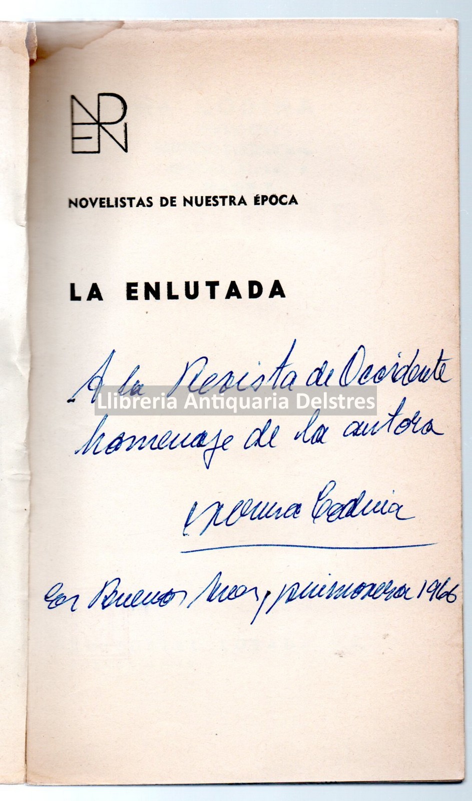 Con el viento solano, novela. [Dedicatoria autógrafa y firma de la autora].  by Codina, Iverna.: (1966) | Llibreria Antiquària Delstres