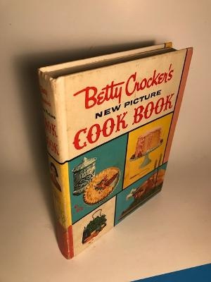 BETTY CROCKER'S NEW PICTURE COOKBOOK (1ST EDITION, 6TH PRINTING) Crocker, Betty [Very Good] [Hardcover]