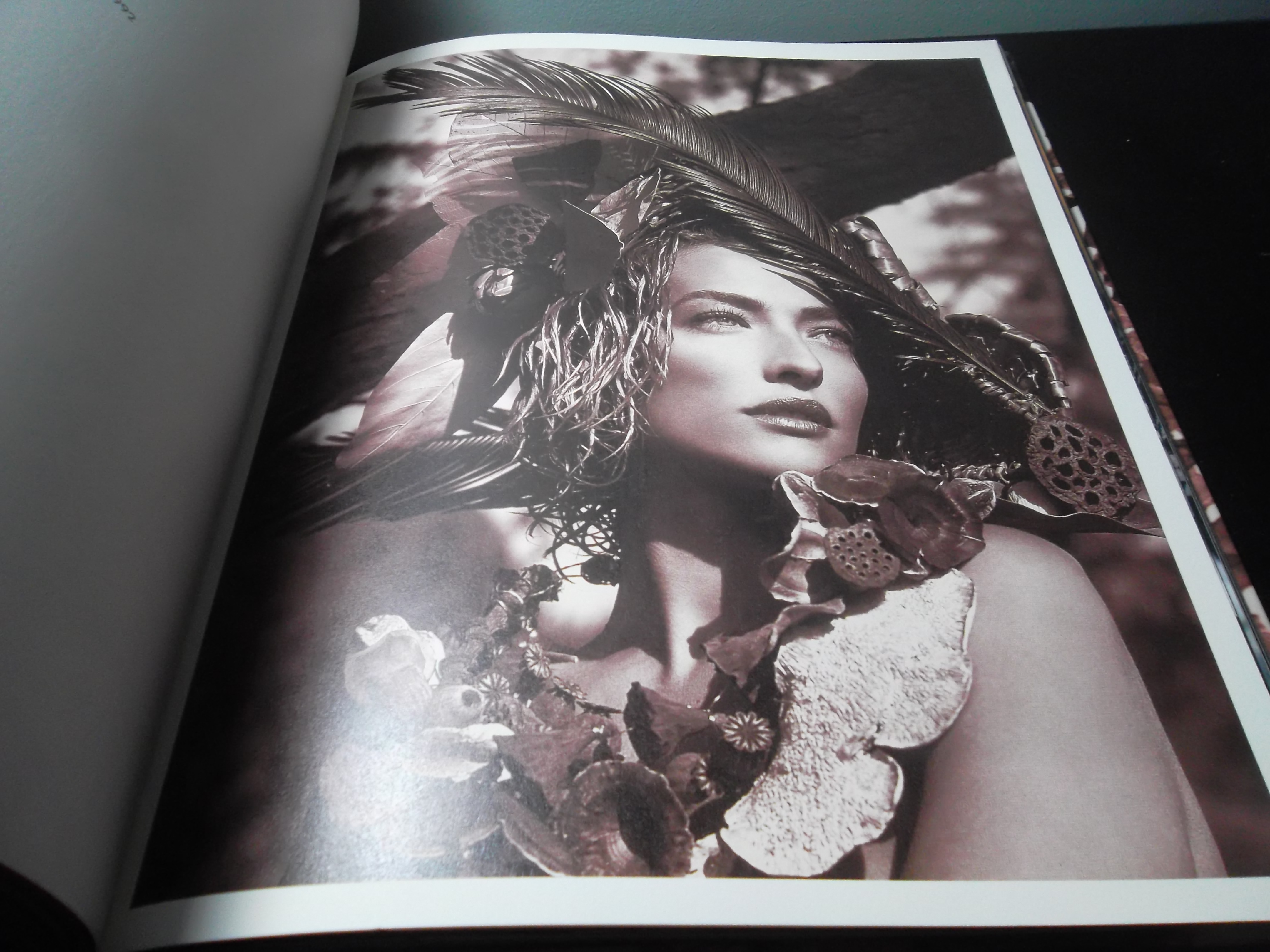 Naked Flowers Exposed 写真集 Walter Hubert NAKED FLOWERS EXPOSED / Walter Hubert : Books & Things