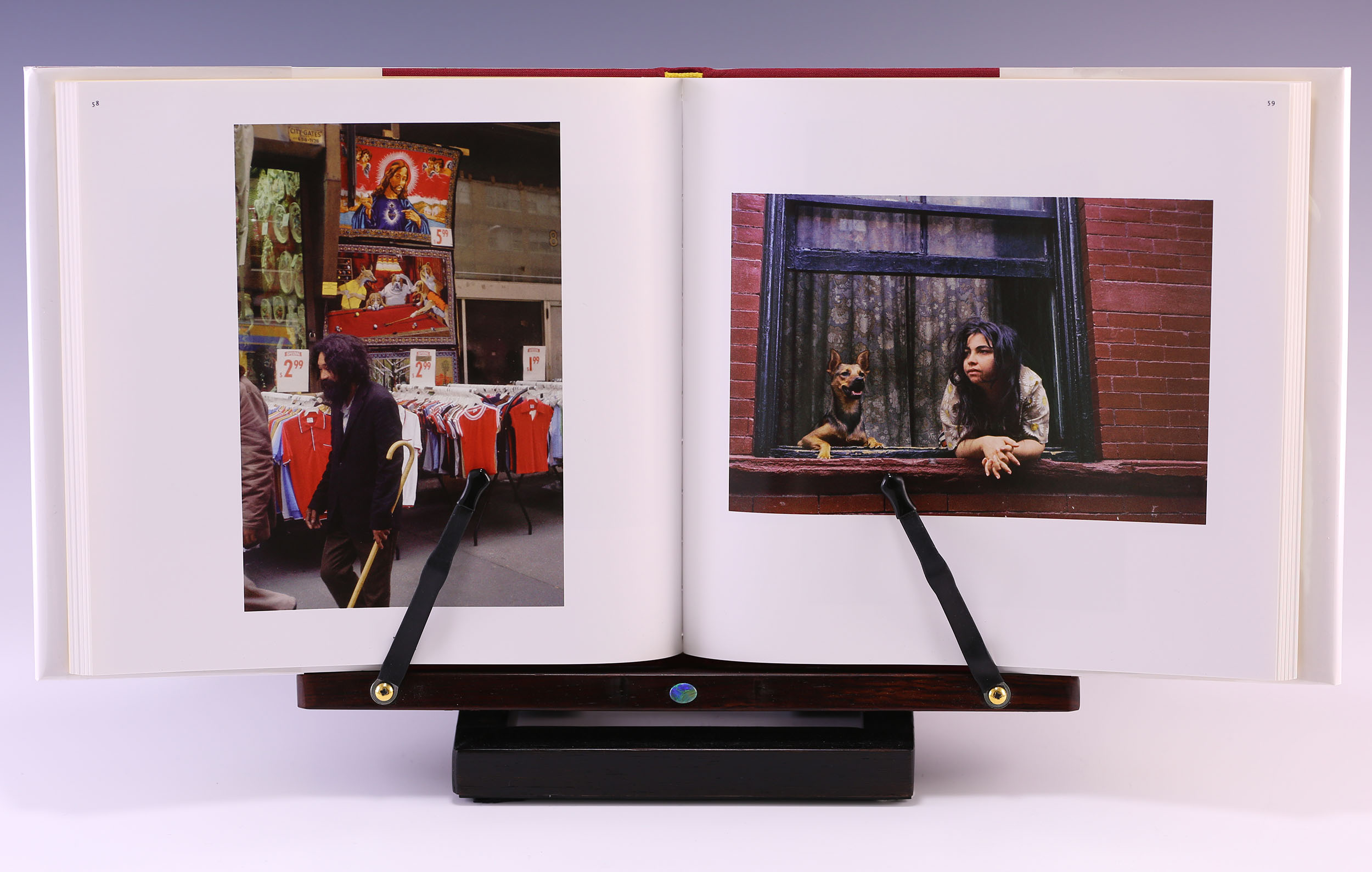 SLIDE SHOW by Helen Levitt (5-Jan-2006) Hardcover: Helen