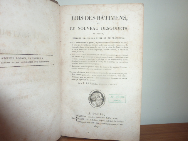 Lois des bâtimens, ou le nouveau Desgodets, traitant, suivant les codes civil et de procédure, 1° Les servitudes en général, et particulièrement l'éc