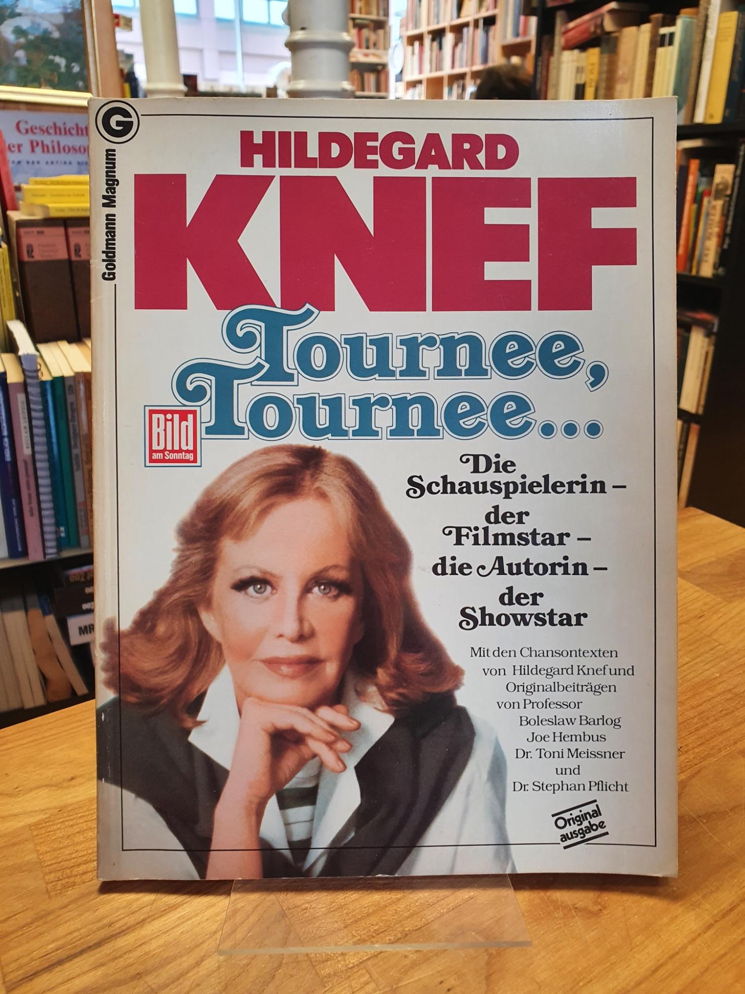 Hildegard Knef, Tournee, Tournee. Die Schauspielerin, der Filmstar, die