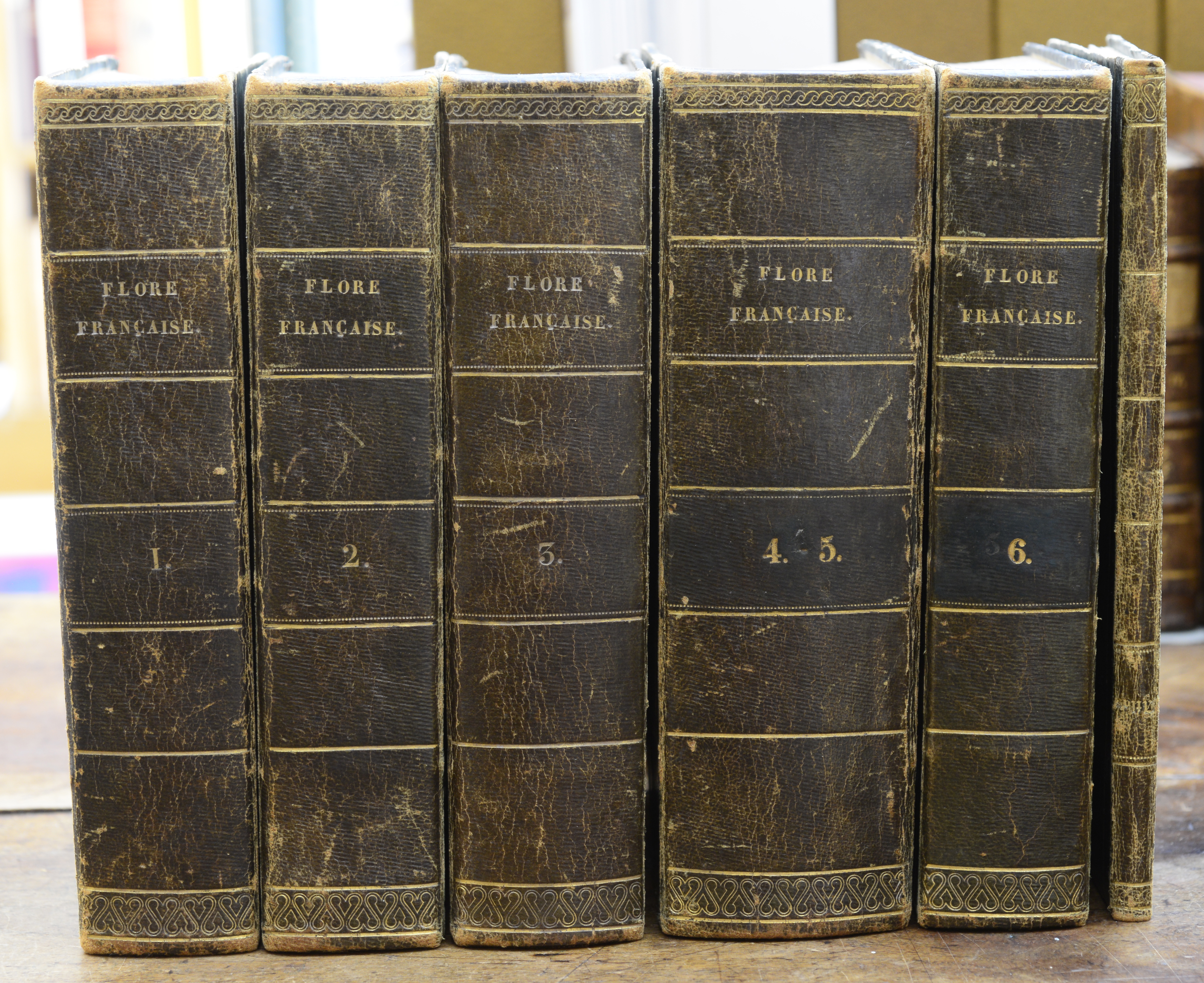 FLORE FRANCAISE OU DESCRIPTIONS SUCCINCTES DE TOUTES LES PLANTES QUI CROISSENT NATURELLEMENT EN FRANCE, disposées selon une nouvelle méthode d'analyse, et précédées par un Exposé des Principes élémentaires de la Botanique. - LAMARCK Jean Baptiste de, CANDOLLE Augustin Pyramus de