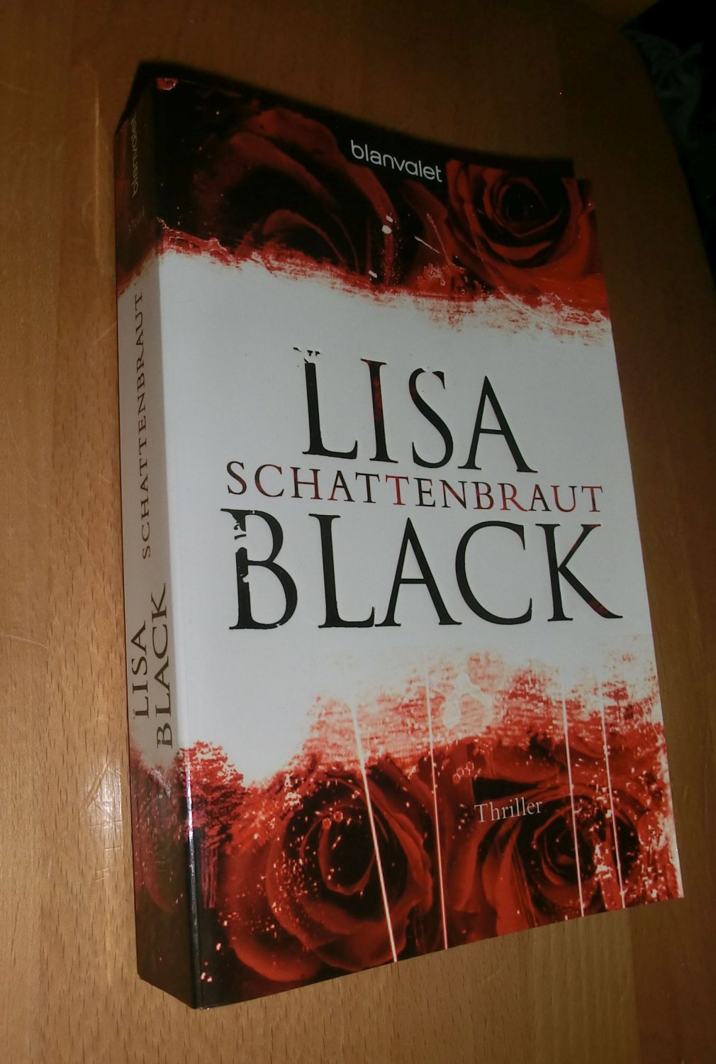 Schattenbraut - Black, Lisa