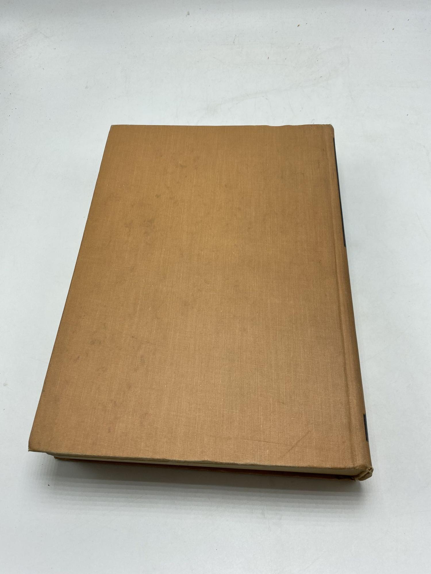 The Fossil Book A Record Of Prehistoric Life by Carroll Lane Fenton