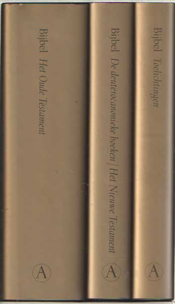 Bijbel. In de Nieuwe Bijbelvertaling met alle prenten van Gustave Doré. Deel 1. Het Oude Testament. Deel 2.De deuterocanonieke boeken. Het Nieuwe Testament. Deel 3. Toelichtingen.