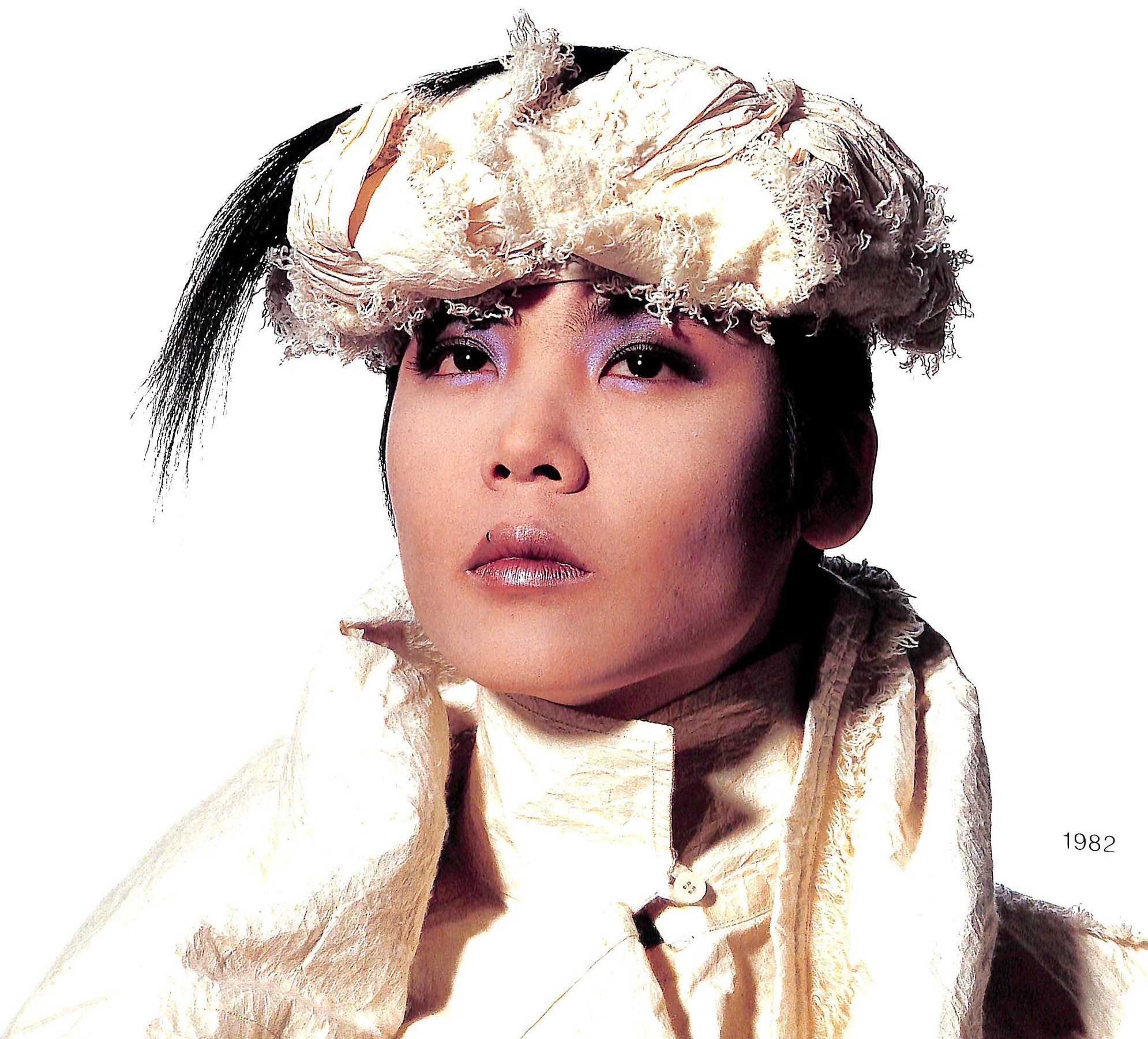 Irving Penn Regards the Work of Issey Miyake Photographs Irving Penn Regards the Work of Issey Miyake Photographs
