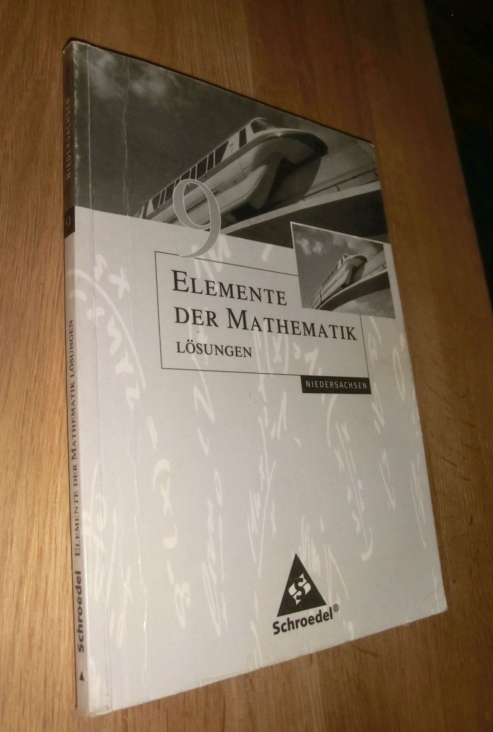 Elemente der Mathematik SI - Ausgabe 2004 für Niedersachsen: Lösungen 9 - o. A.