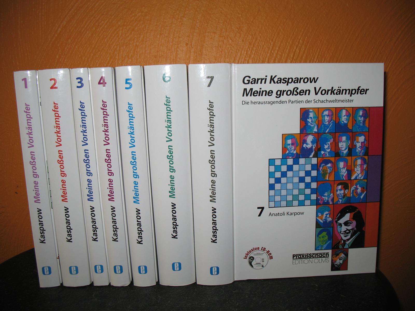 Meine großen Vorkämpfer: Die bedeutendsten Partien der Schachweltmeister: Band 1 bis 7. Band 1: Wilhelm Steinitz, Emanuel Laker und die ersten inoffiziellen Weltmeister; Band 2: Jose Raoul Capablanca, Alexander Aljechin, Max Euwe; Band 3: Michail Botwinnik; Band 4: Wassili Smyslow, Michail Tal; Band 5: Tigran Petrosjan, Boris Spasski,; Band 6: Robert James (Bobby) Fischer; Band 7: Anatoli Karpow; Reihe PraxisSchach: Band 59 bis 65; - Kasparow, Garri