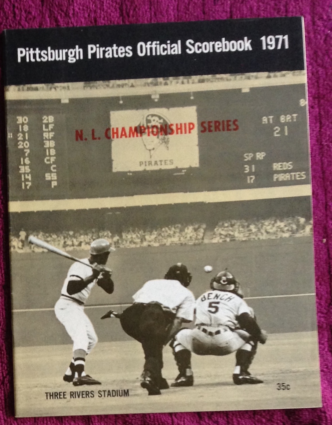 1971 Pittsburgh Pirates National League Champions Stadium Banner