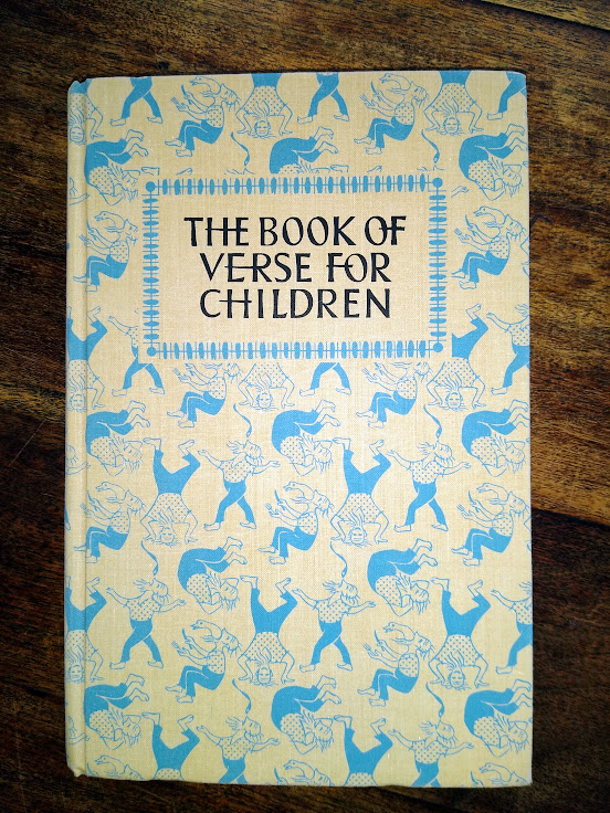 The Book of Verse for Children by Roger Lancelyn Green Very Good
