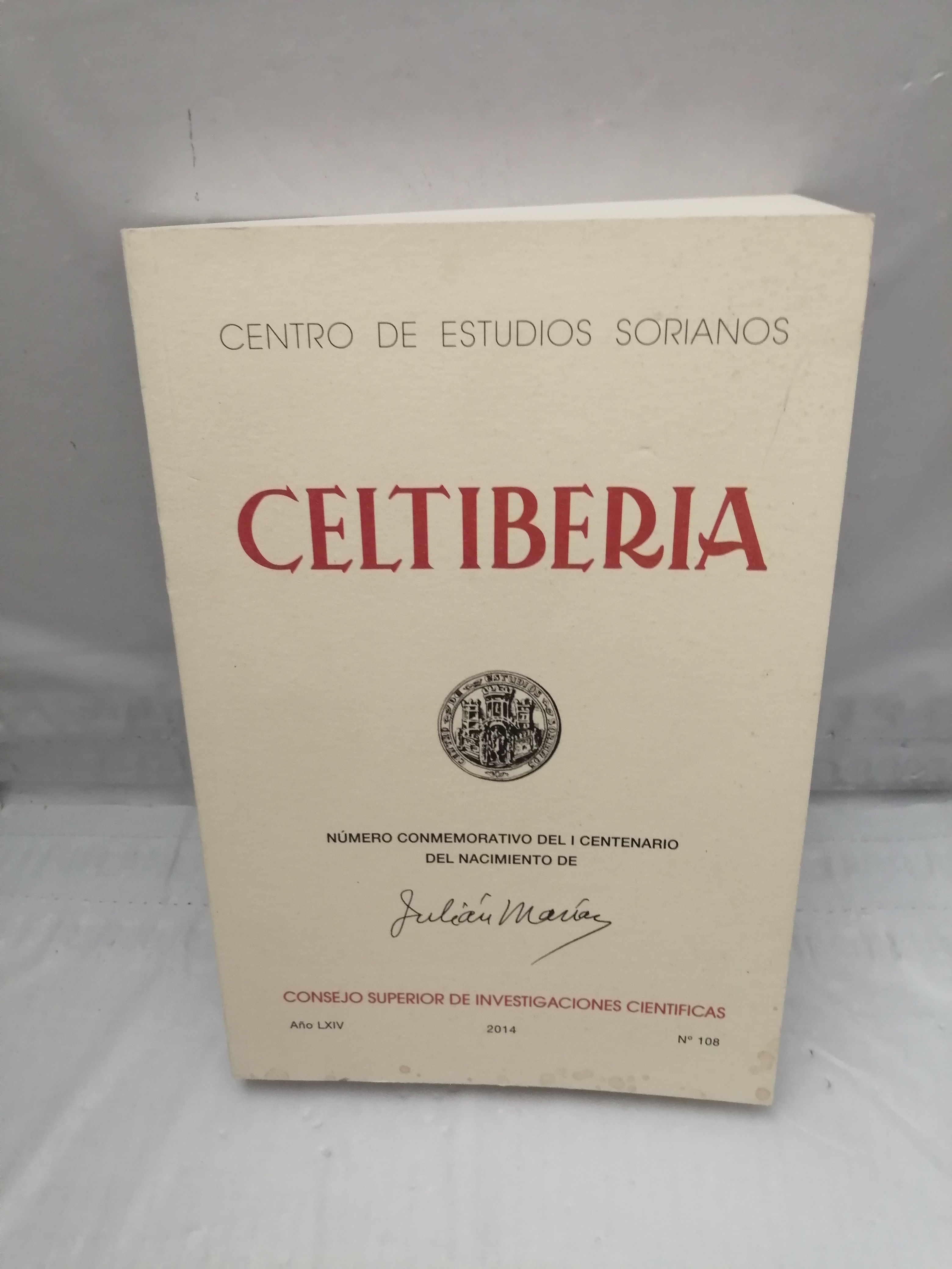 Celtiberia. Centro de Estudios Sorianos. Año LXIV 2014, Número 108  Conmemorativo del I Centenario del Nacimiento de Julián Marías par VVAA.  Helio Carpintero y Emilio F. Ruiz (eds.): Bien Encuadernación de tapa