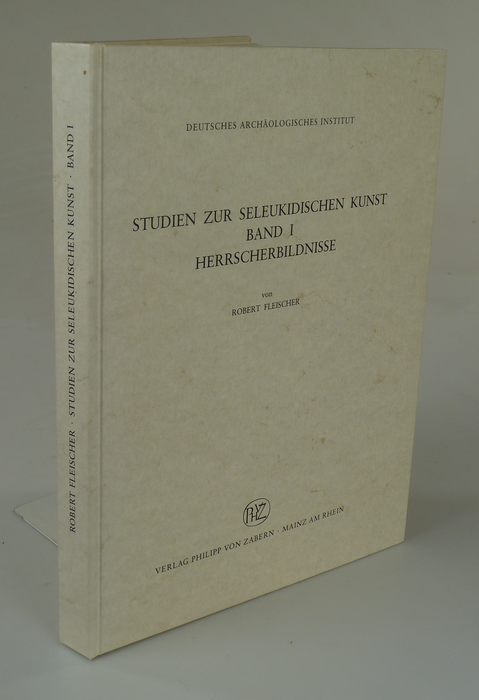 Studien zur seleukidischen Kunst Band I: Herrscherbildnisse. - FLEISCHER, Robert.