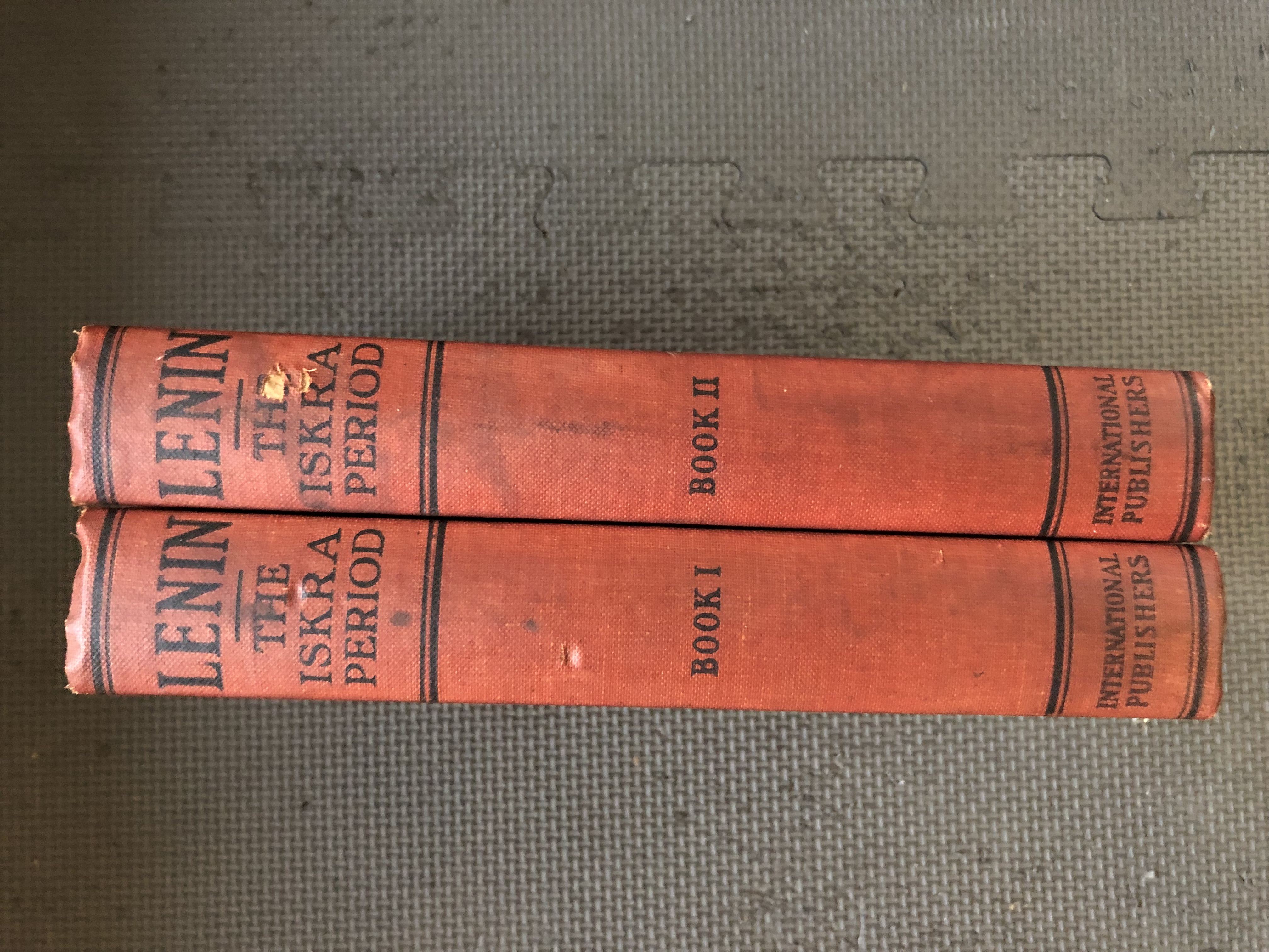 The Iskra Period; 1900-1902, Books I and II; Vol. IV, Collected Works of V. I. Lenin Lenin, V. I.; Tr. J. Fineberg; Ed. Alexander Trachtenberg [Good]