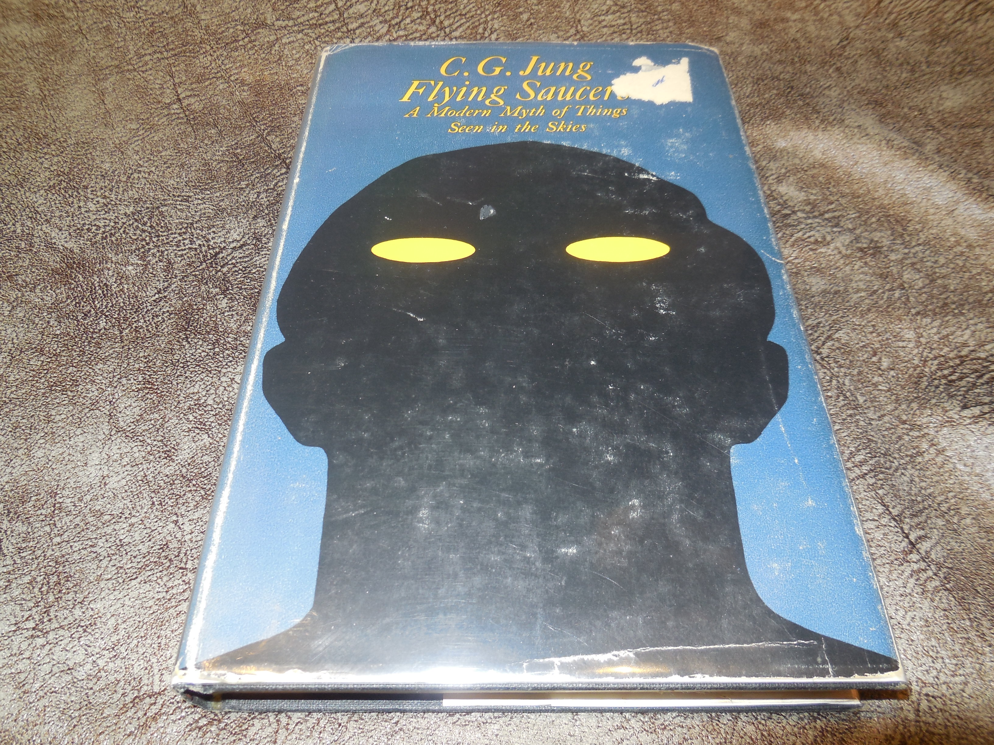 Flying Saucers A Modern Myth of Things Seen in the Skies by Jung, C