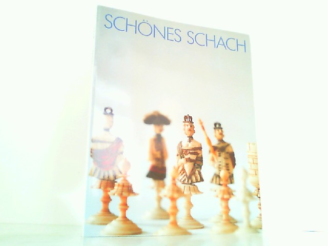 Schönes Schach. Die Spiele des Bayerischen Nationalmuseums in München und des Germanischen Nationalmuseums in Nürnberg. Mit Leihgaben aus dem Münchner Stadtmuseum und dem Spielzeugmuseum der Stadt Nürnberg Museum Lydia Bayer. - Himmelheber, Georg und Ulrich Schneider