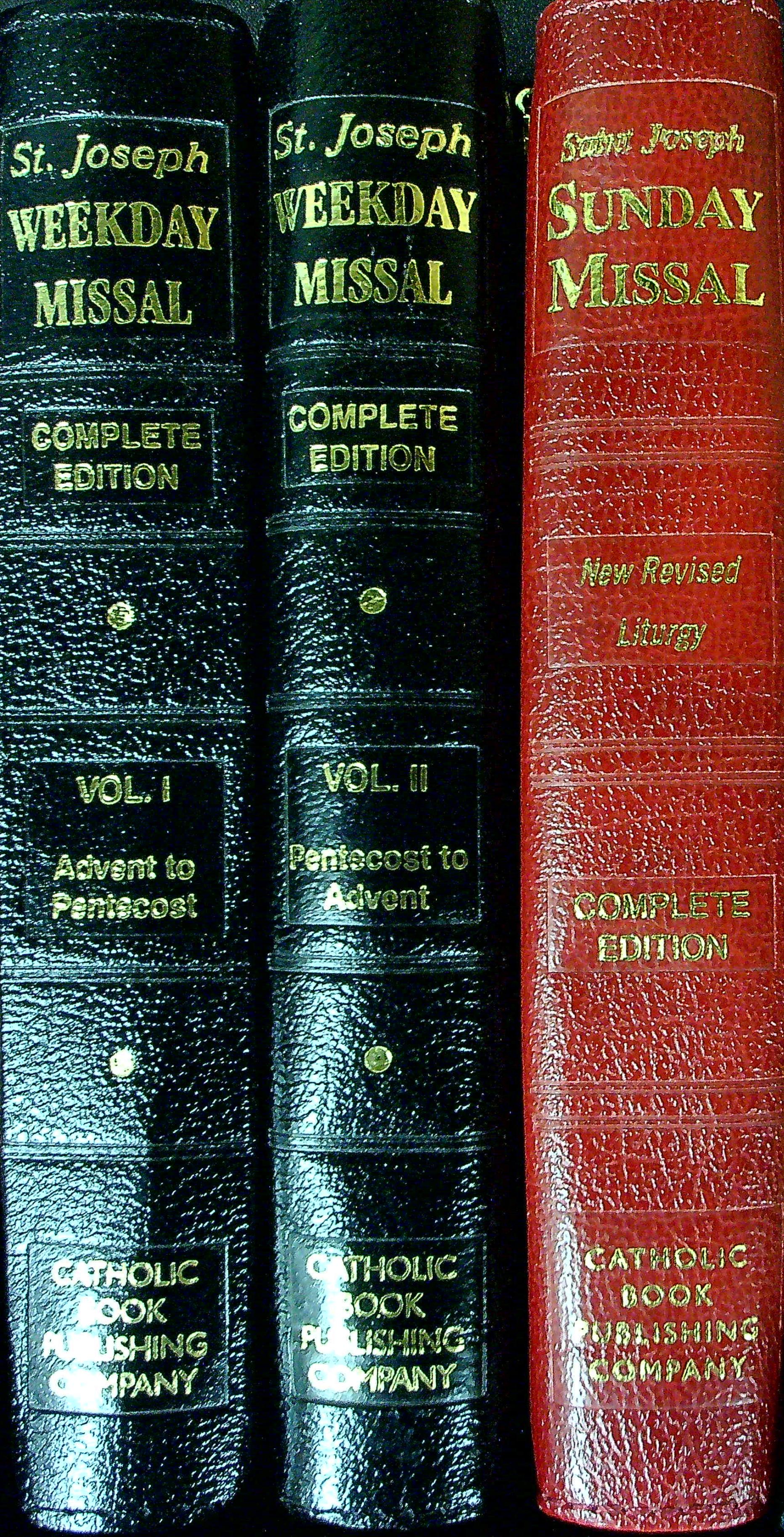 St. Joseph Complete Missal Set: Complete Sunday Missal, Weekday Missal (Vol. 1) & Weekday Missal (Vol. 2) [Very Good] [Hardcover]