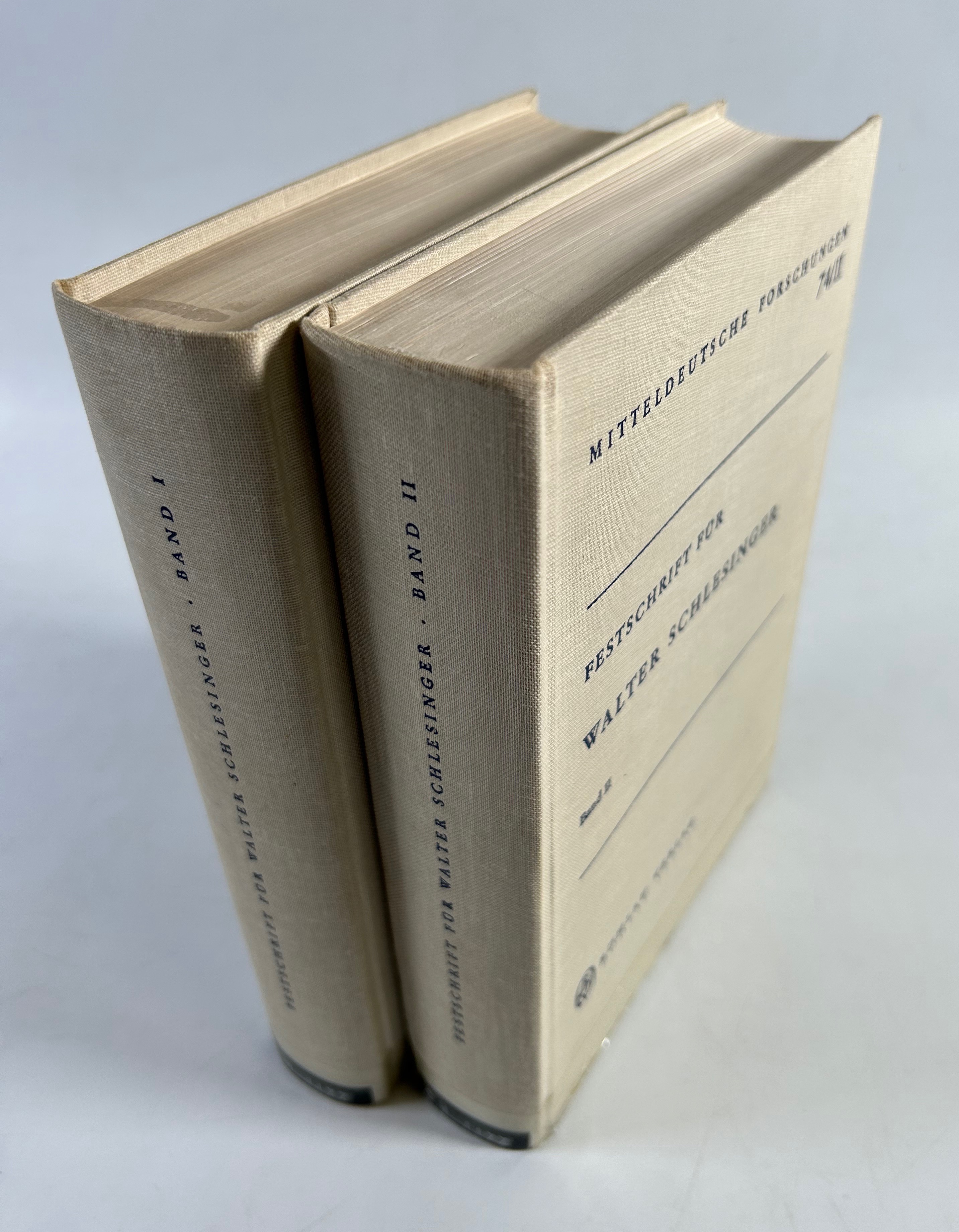 Festschrift für Walter Schlesinger. Band I und II. (= Mitteldeutsche Forschungen 74/I und 74/II). - Beumann, Helmut (Hg.)