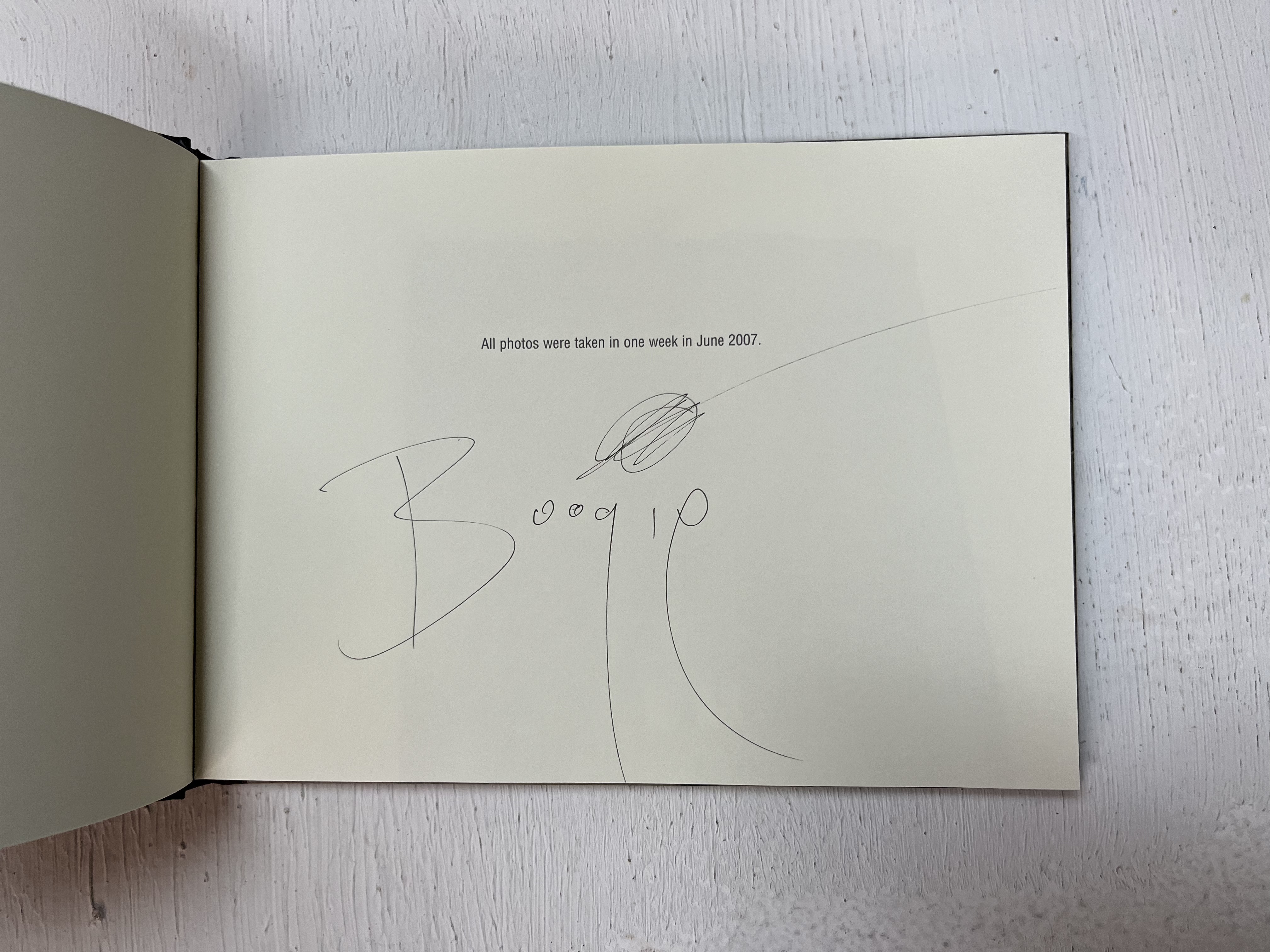 São Paulo: Photographs by Boogie SIGNED COPY by Boogie: Very