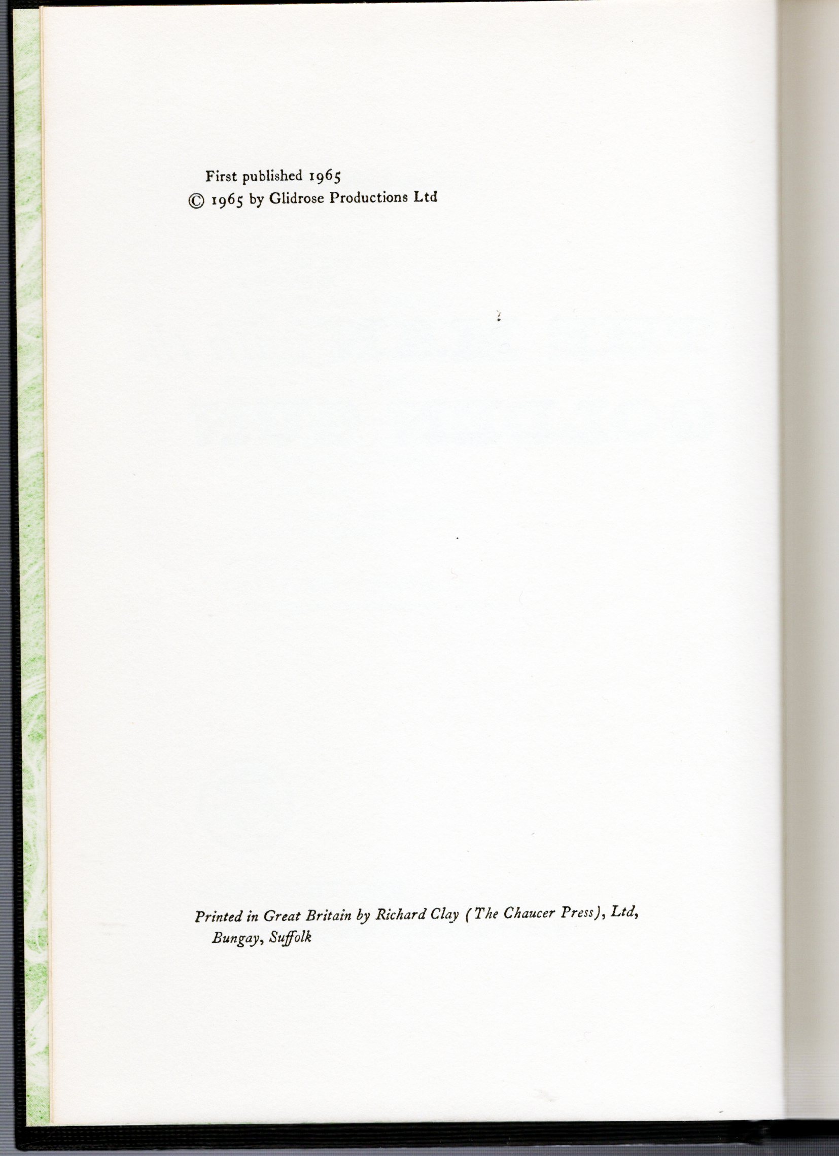 The Man With The Golden Gun RARE UK 1ST DUST JACKET NOT PRICE CLIPPED