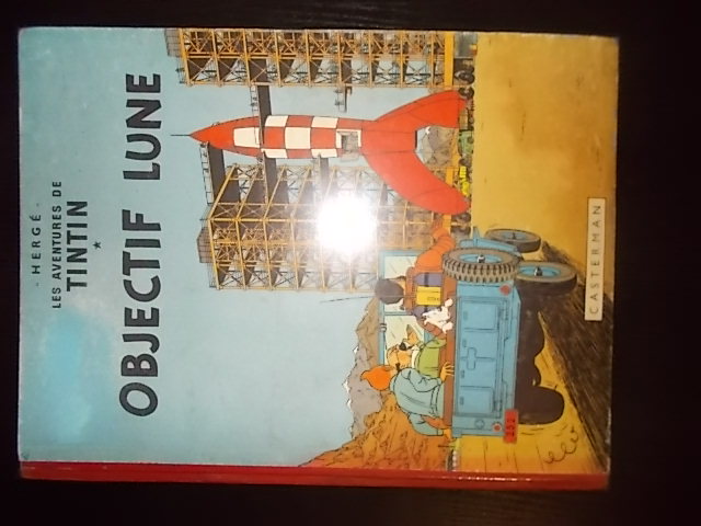 LES AVENTURES DE TINTIN:OBJECTIF LUNE by HERGE:: (1953) Comic