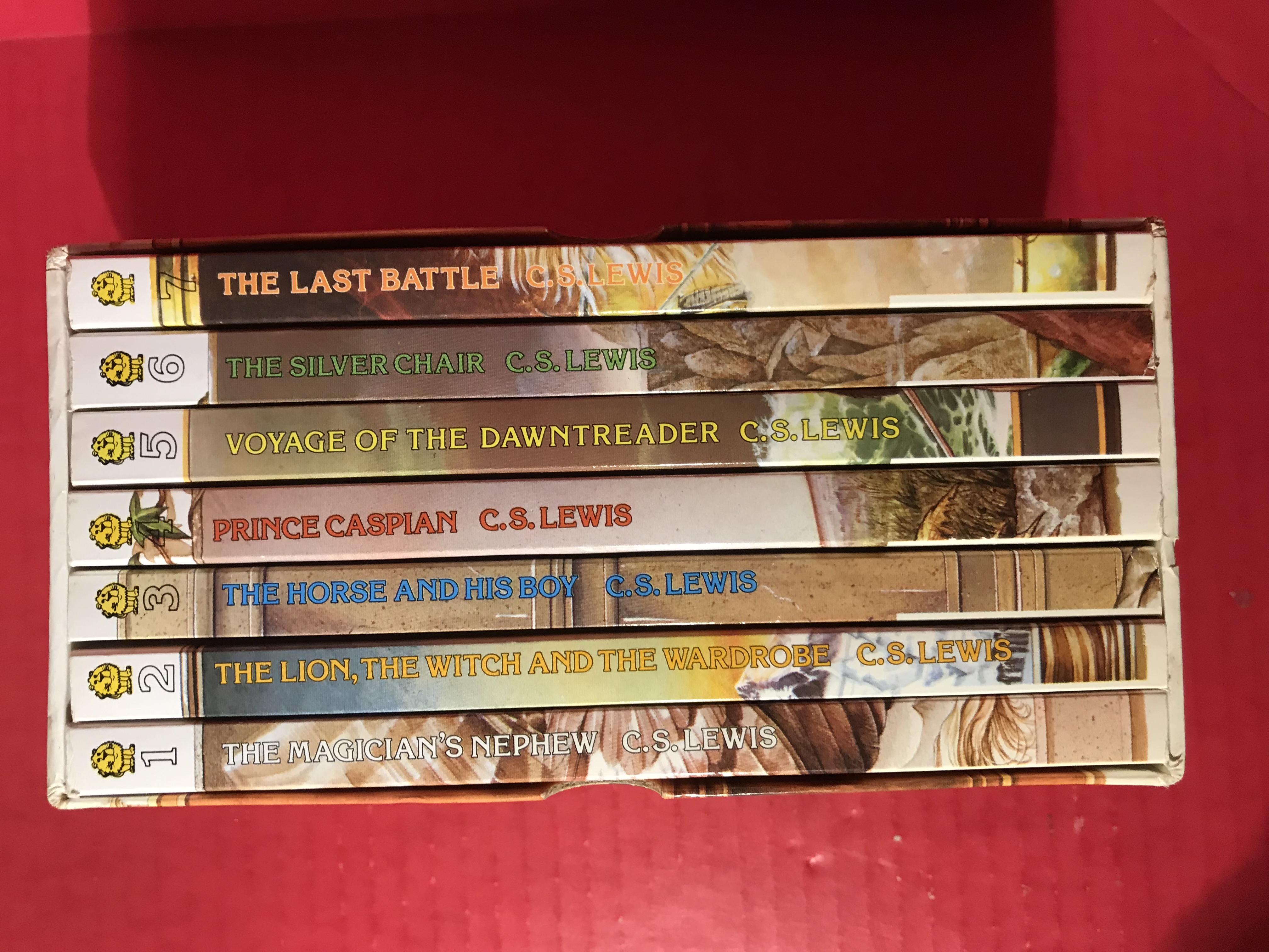 The Complete Chronicles of Narnia 7 Volumes - Lewis, C. S.