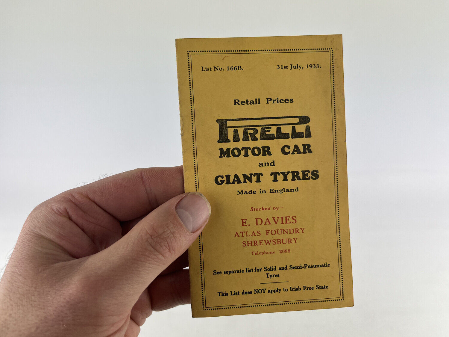 Pirelli Motor Car and Giant Tyres. Retail Prices. 31st July, 1933. [Very Good] [Softcover]