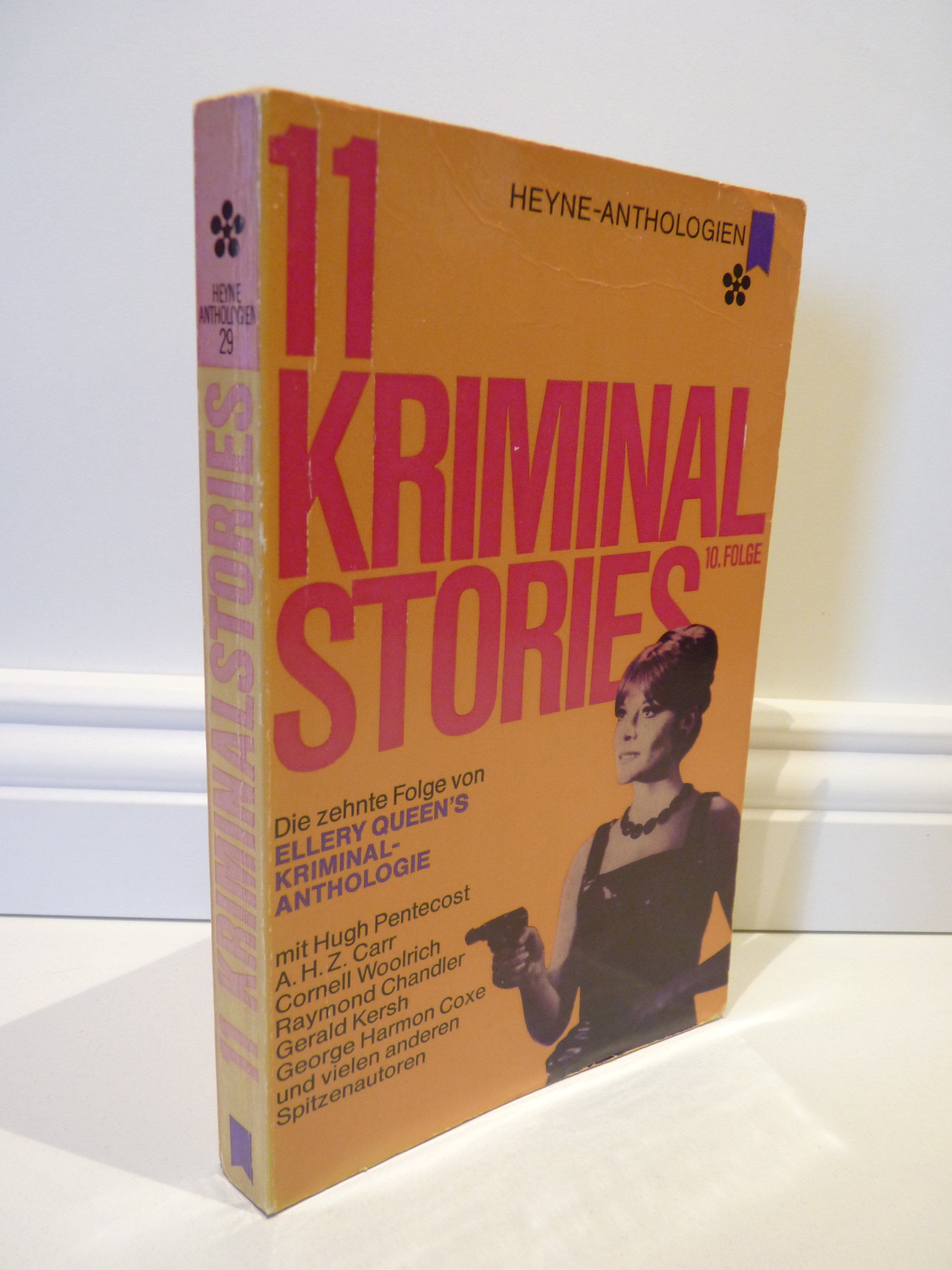 11 Kriminal Stories. Ellery Queens Kriminal-Anthologie 10. Folge. Heyne Anthologien Band 29. - Autorenkollektiv
