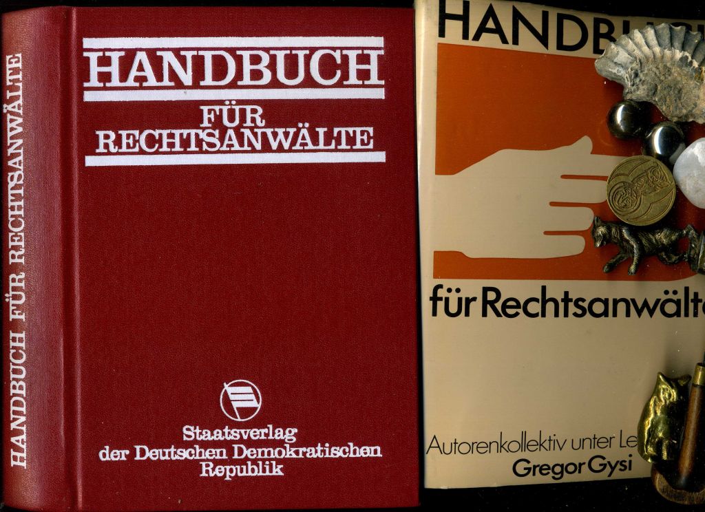 Handbuch für Rechtsanwälte. Staatsverlag der Deutschen Demokratischen Republik, 1990., ISBN 3329006064 / 9783329006069. Mit 605 Seiten. - Gregor Gysi / Jutta Burmeister